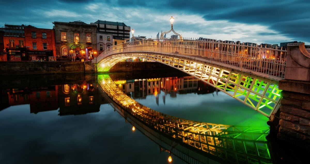 Dublin Bright Happeny Bridge