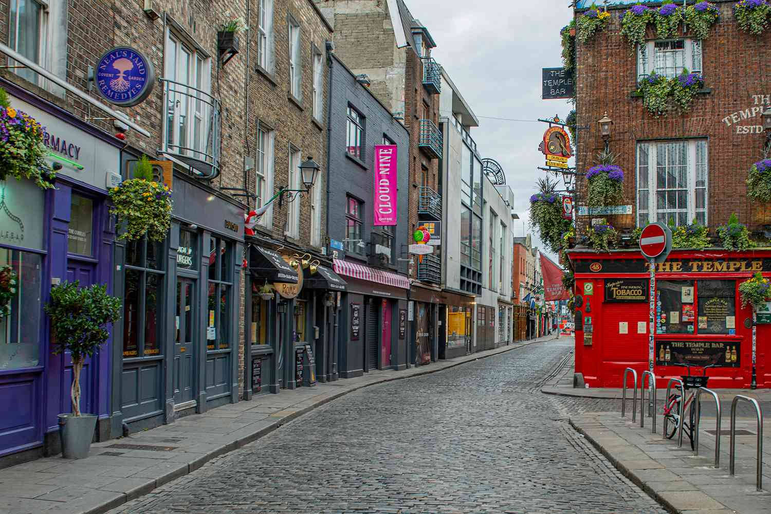 Dublin Empty Street Background