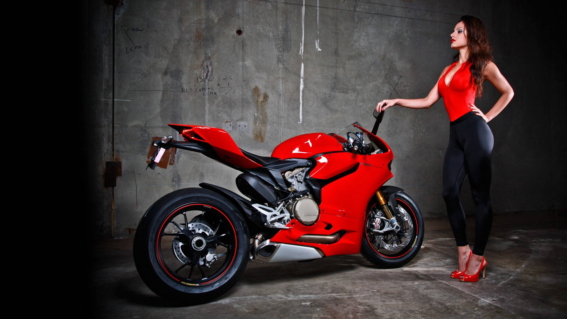 Ducati 1199 Panigale Cool Bike With Model Background