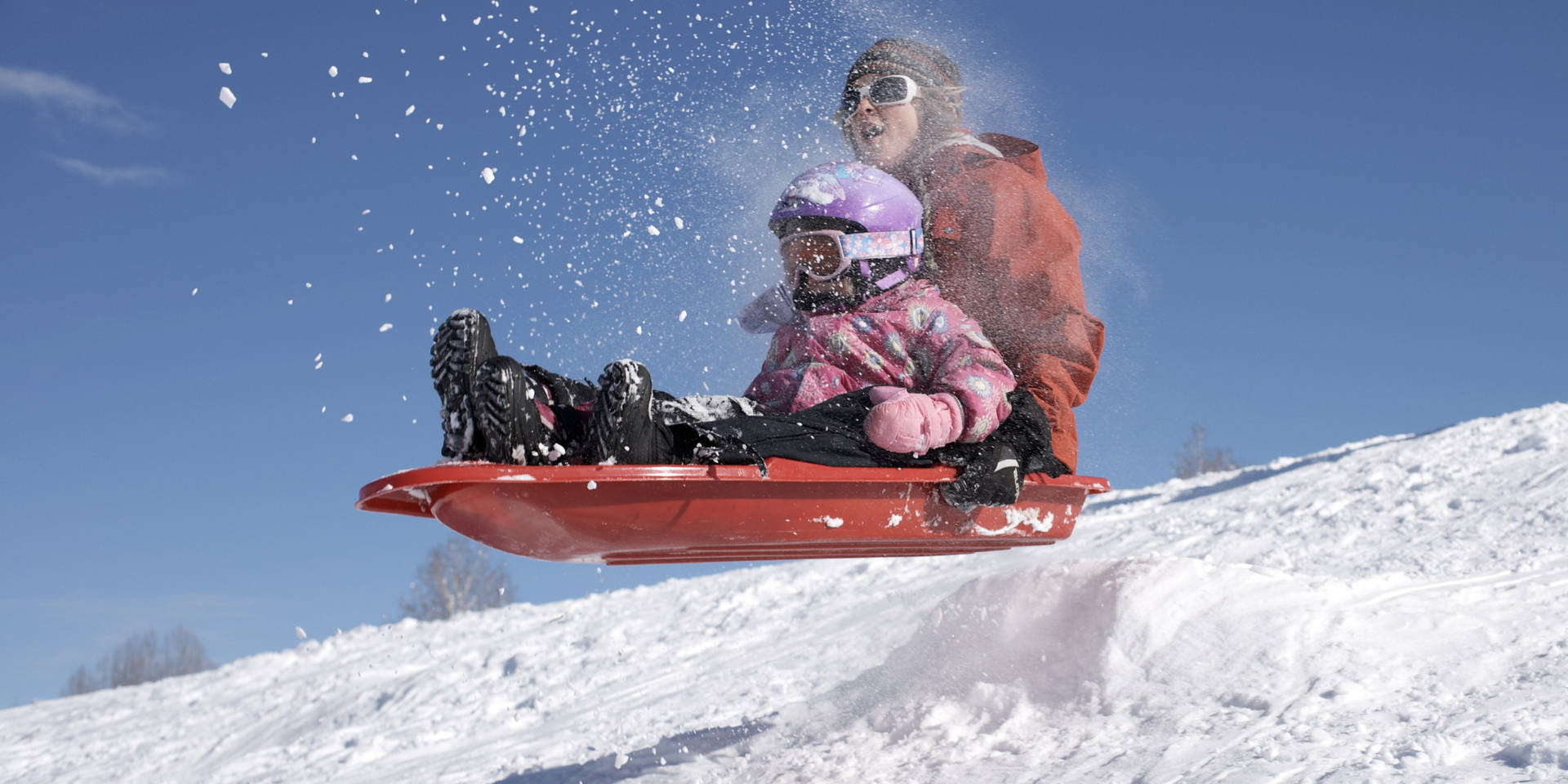 Duo Tandem Sledding Background