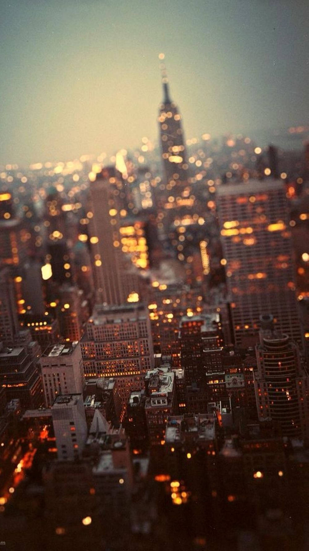 Dusk In New York Skyline Iphone Background
