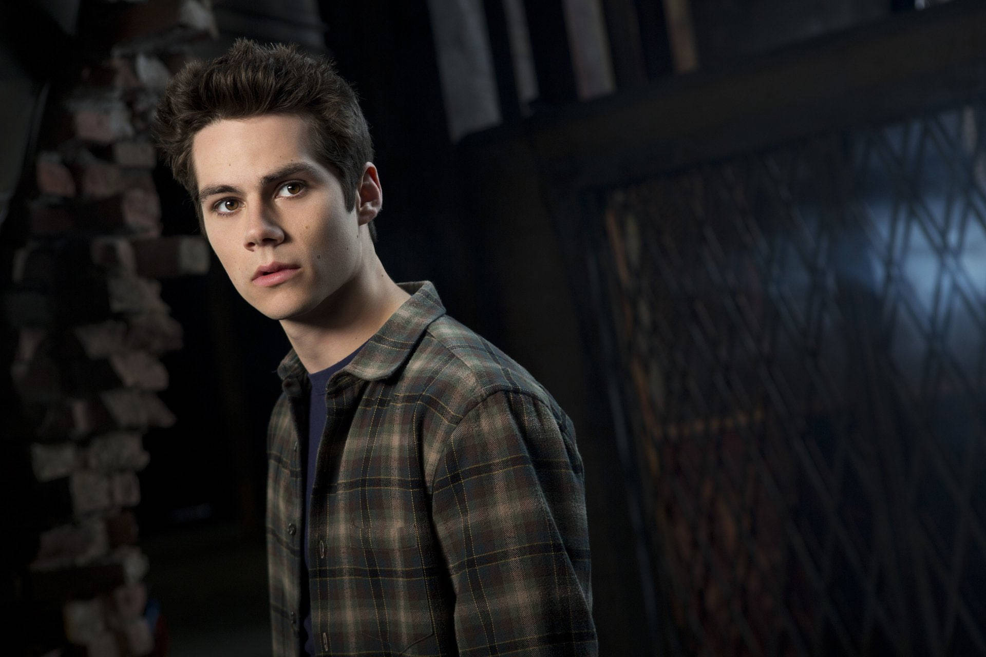 Dylan O'brien Checkered Sleeves Background