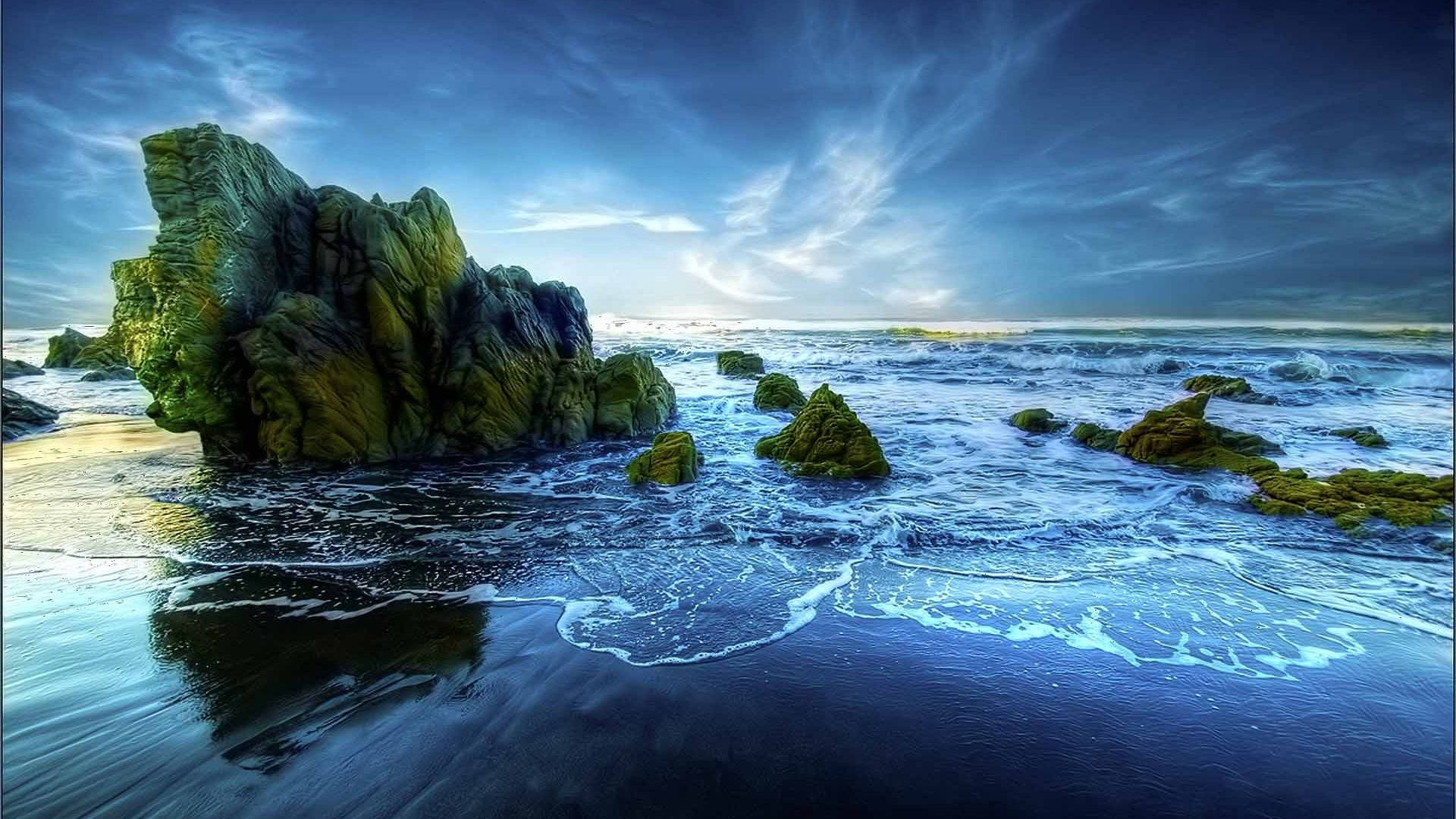 Dynamic And Peaceful Ocean Background