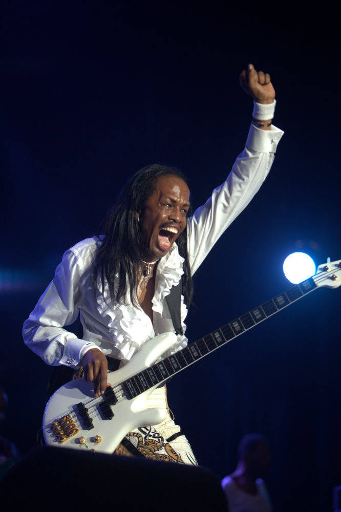 Earth, Wind And Fire Verdine Waving