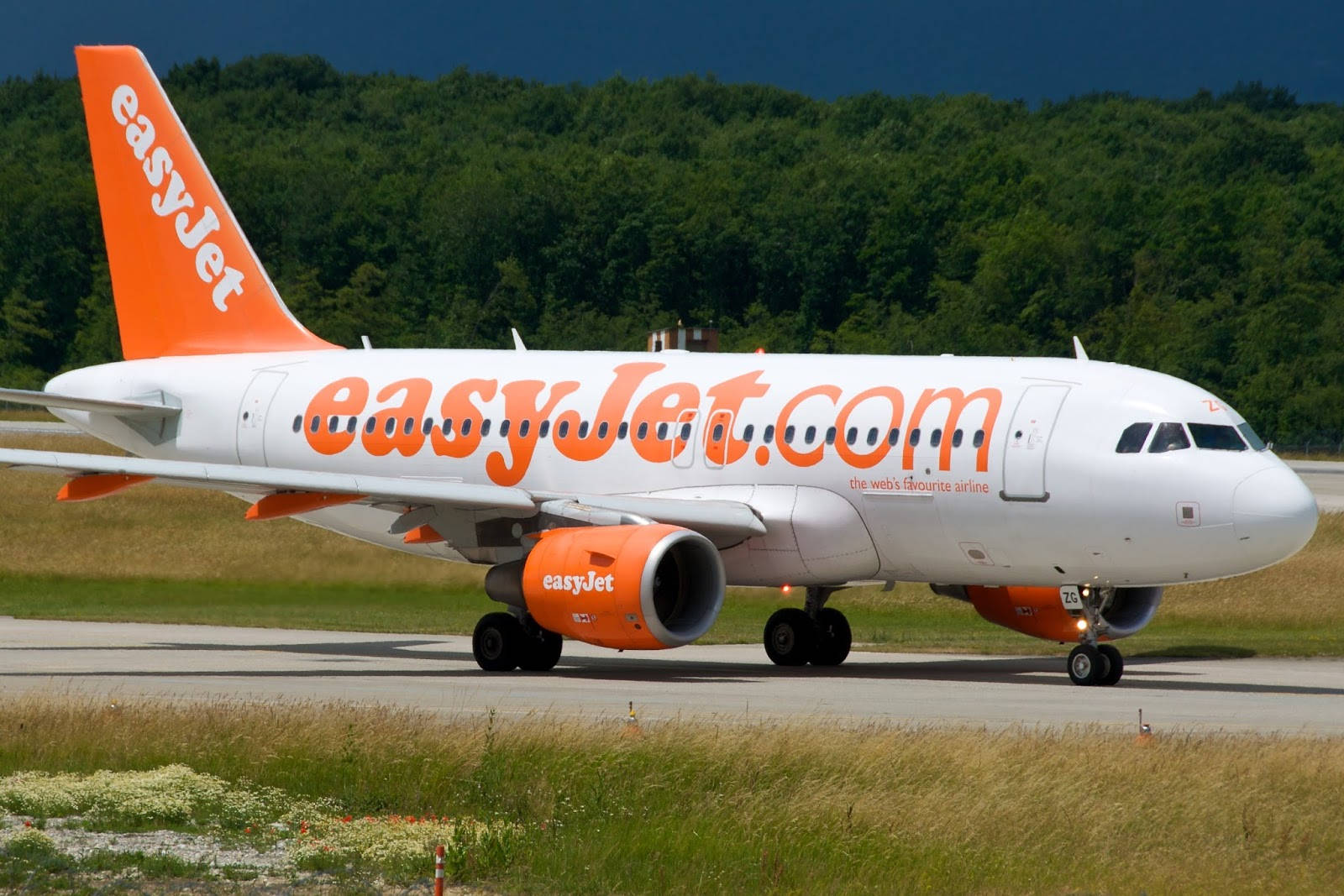 Easyjet Orange Engines