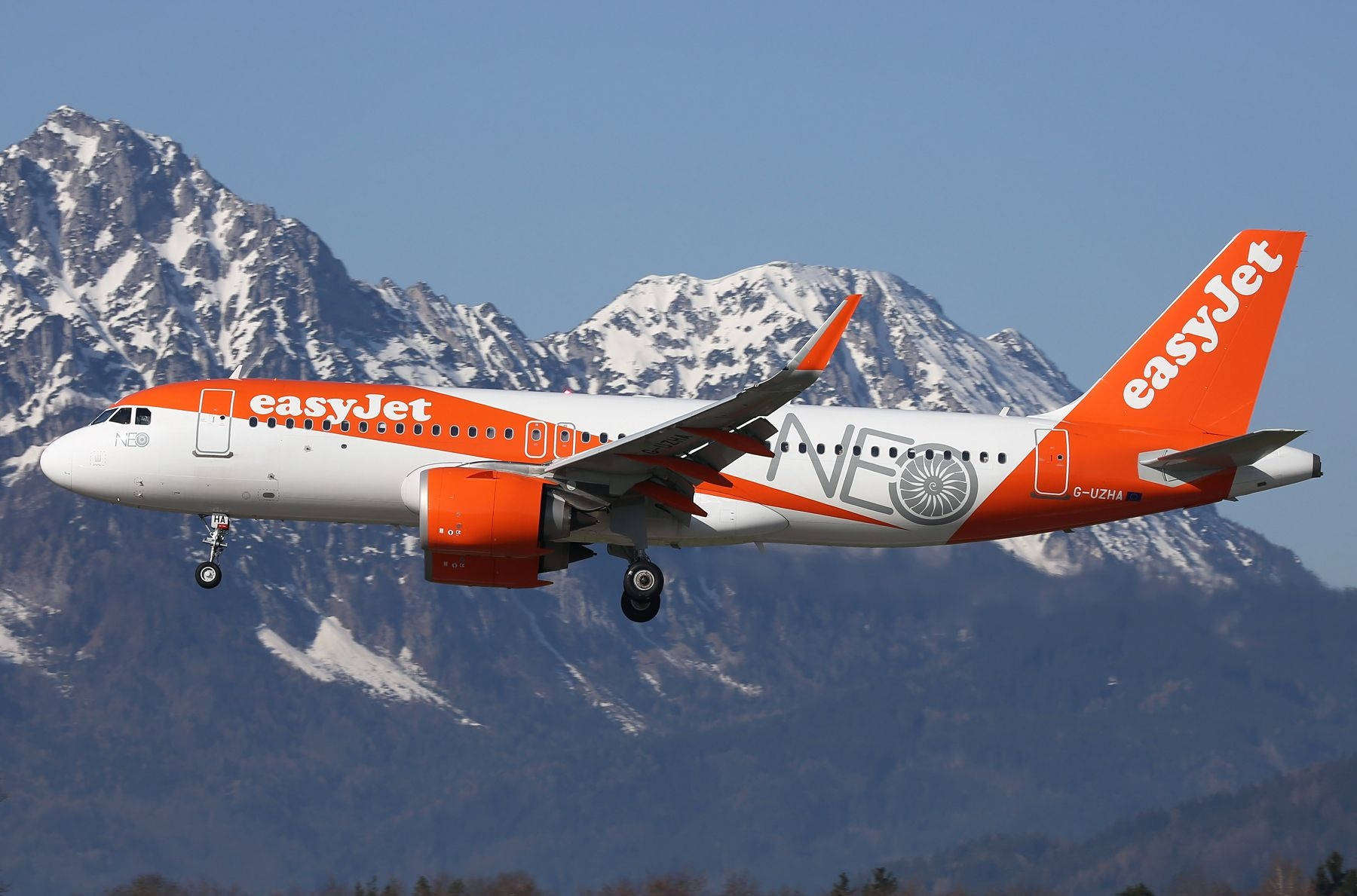 Easyjet Snowy Mountains Background