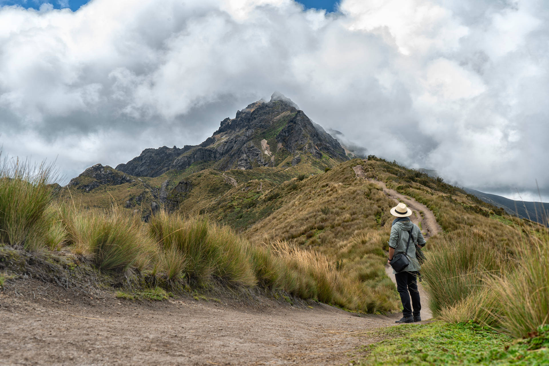 Ecuador Andes Mountain Background