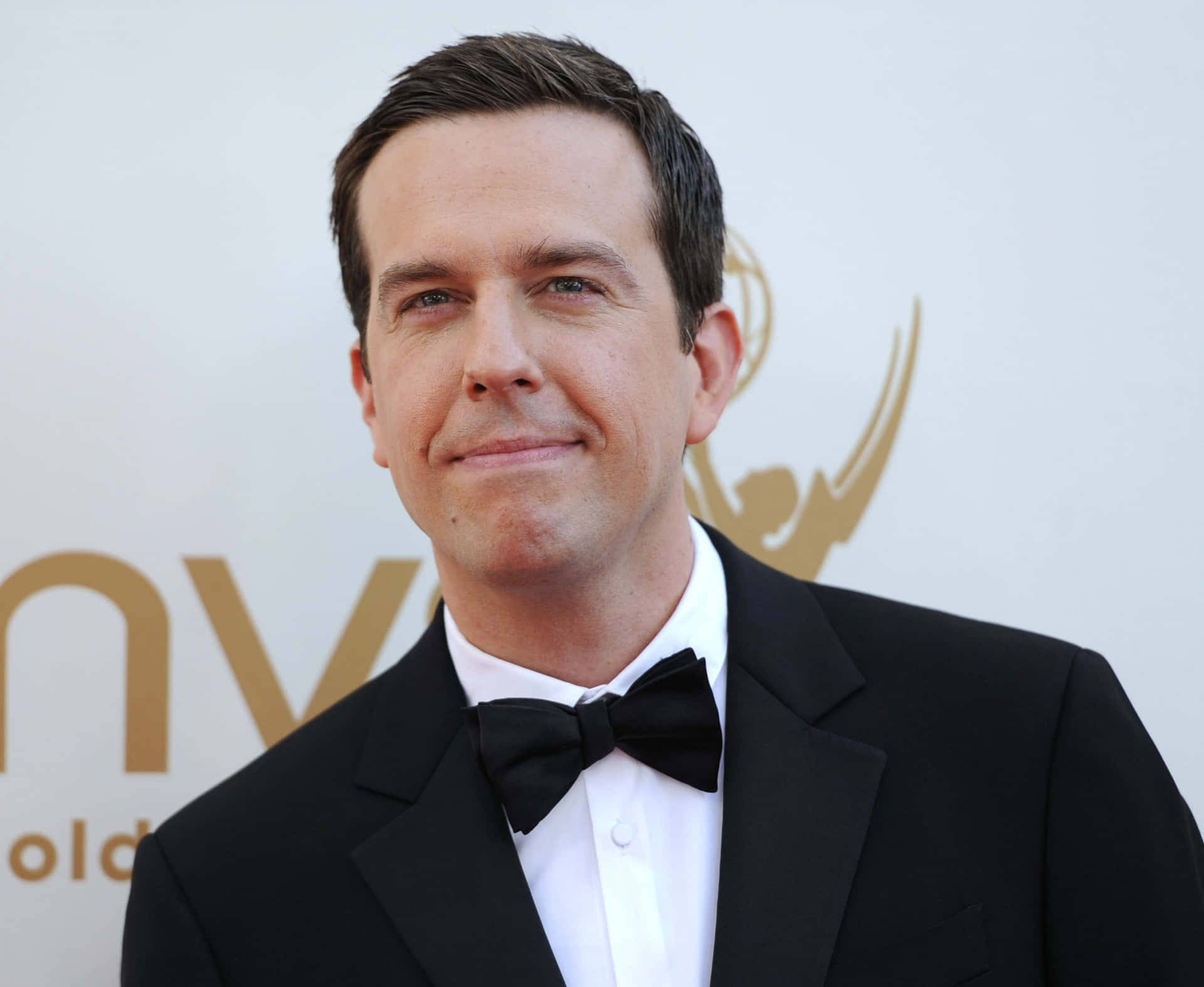 Ed Helms 2048 X 1679 Background