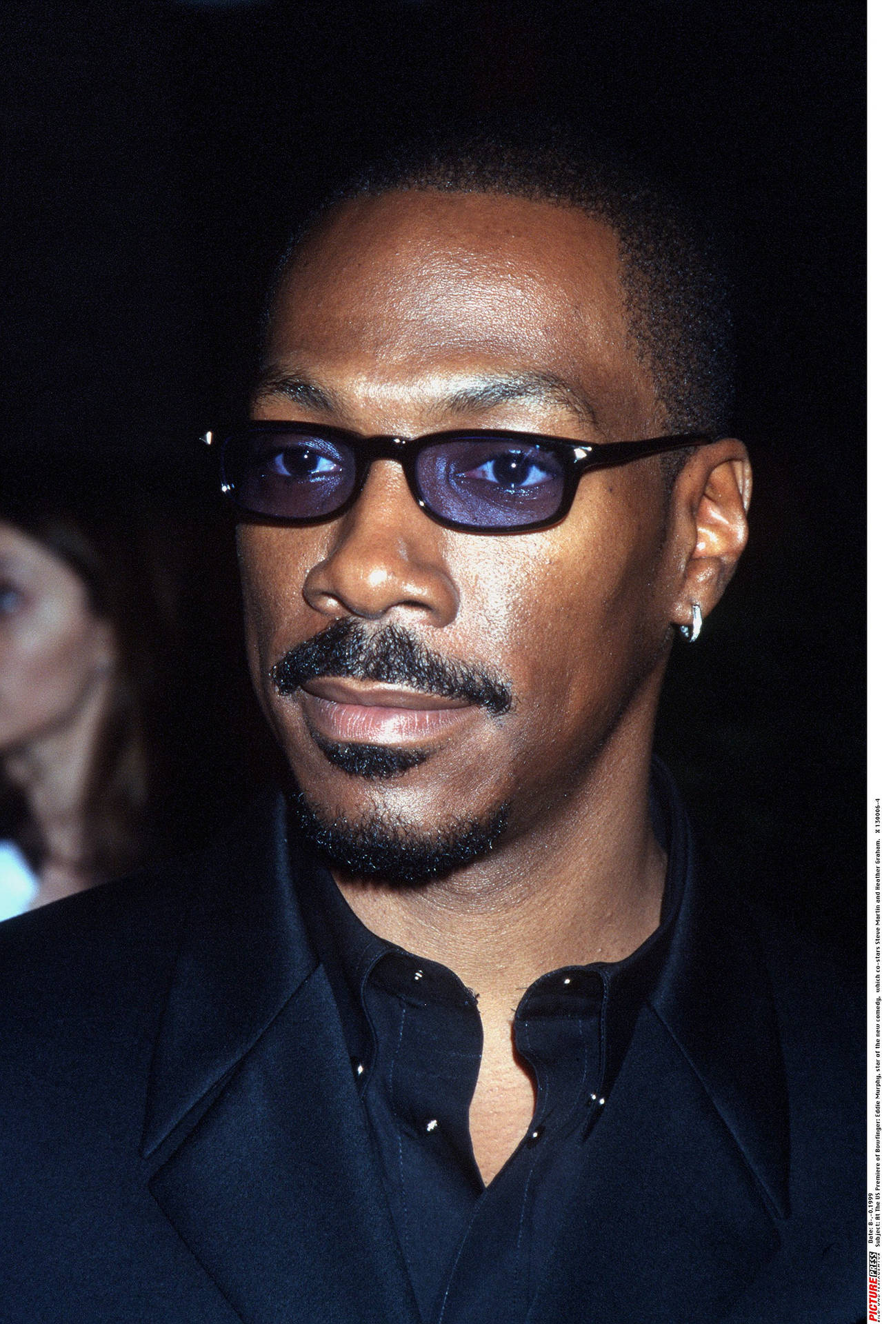 Eddie Murphy At Bowfinger Premier Background