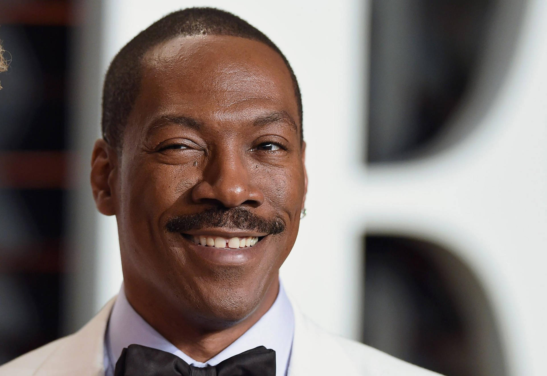 Eddie Murphy Glows At The Emmys 2020 Background