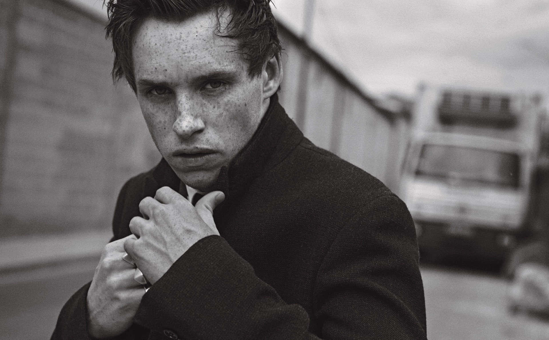 Eddie Redmayne At A Premiere Event