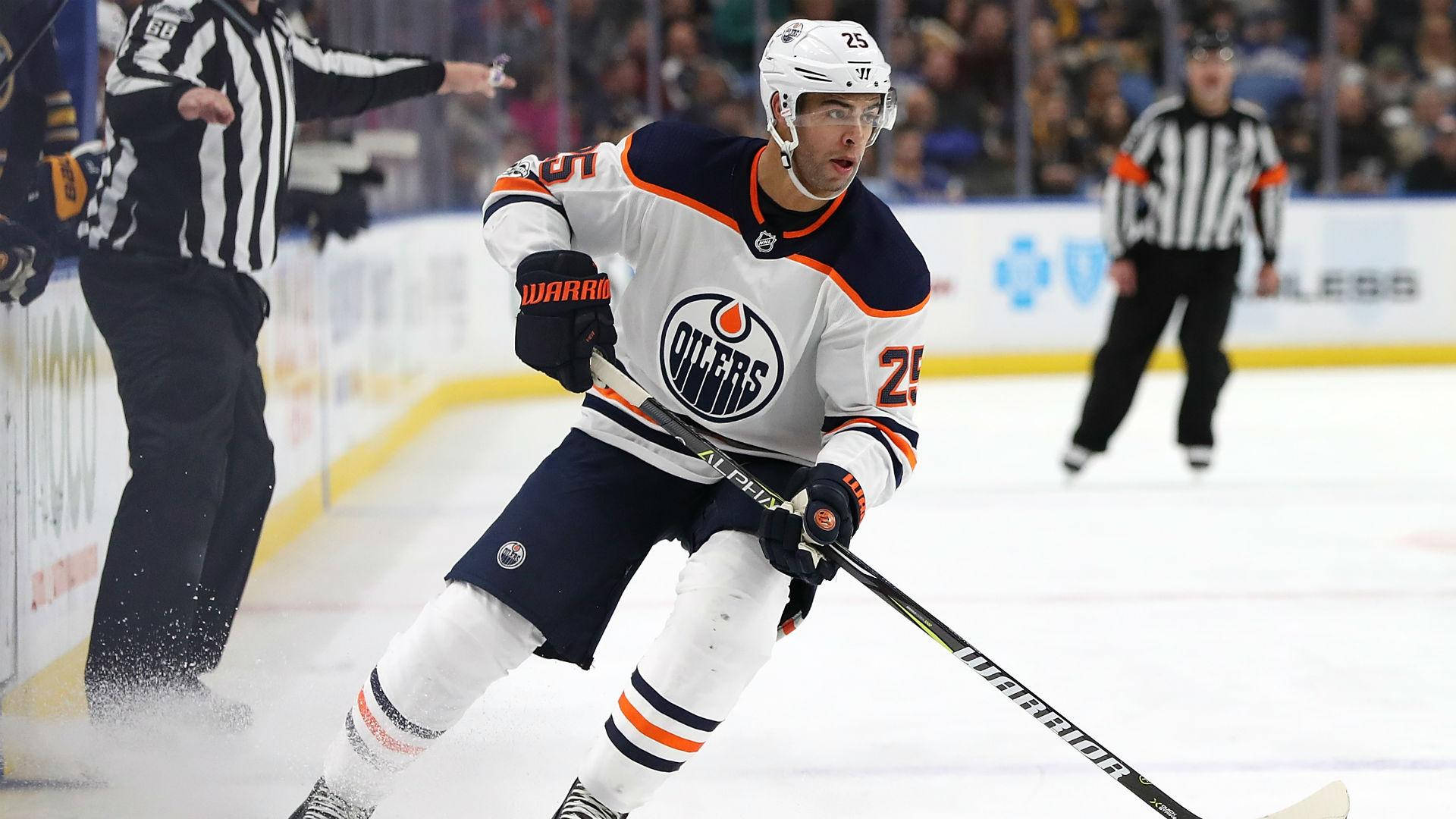 Edmonton Oilers Defenseman Darnell Nurse Against Calgary Flames Background