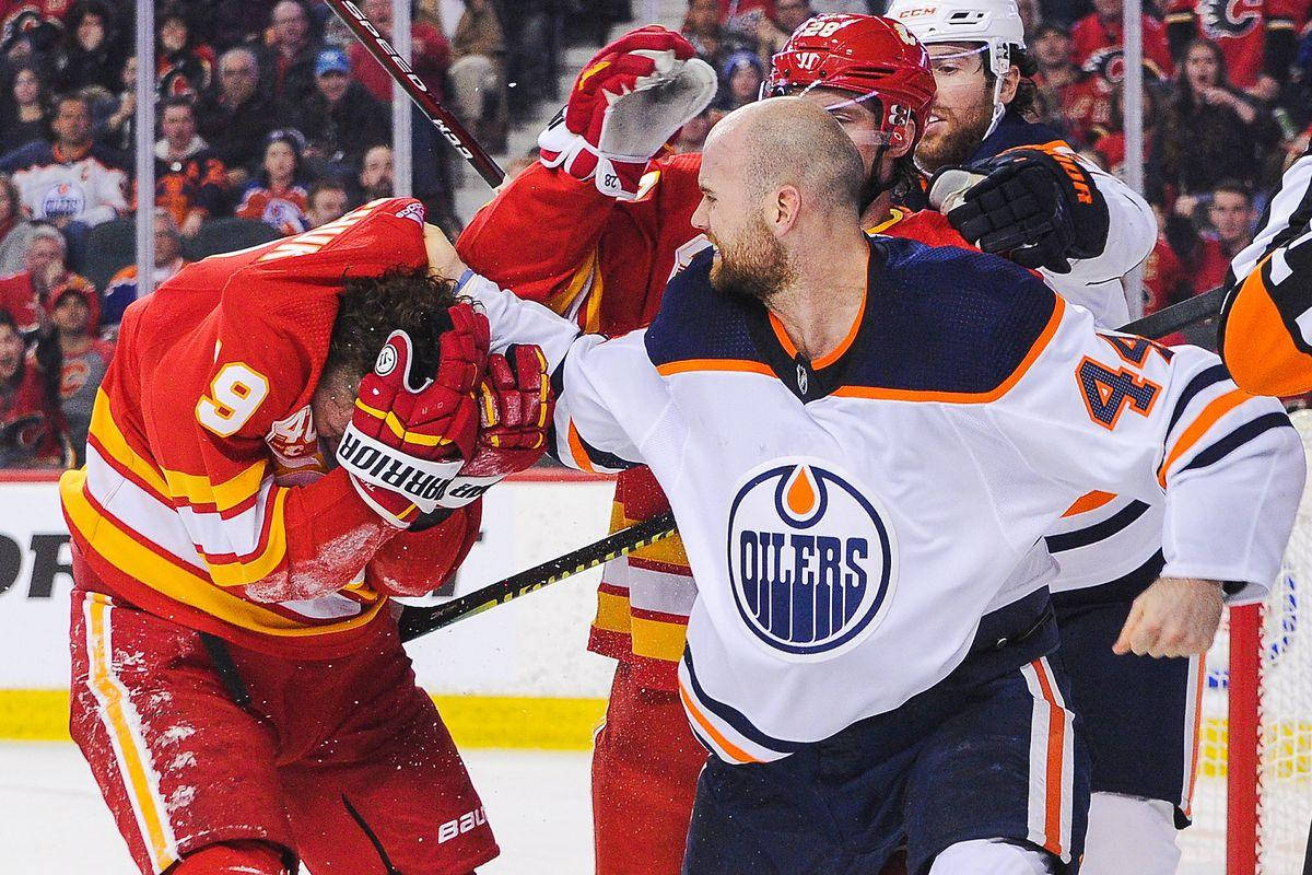 Edmonton Oilers Zack Kassian Fights Matthew Tkachuk Background