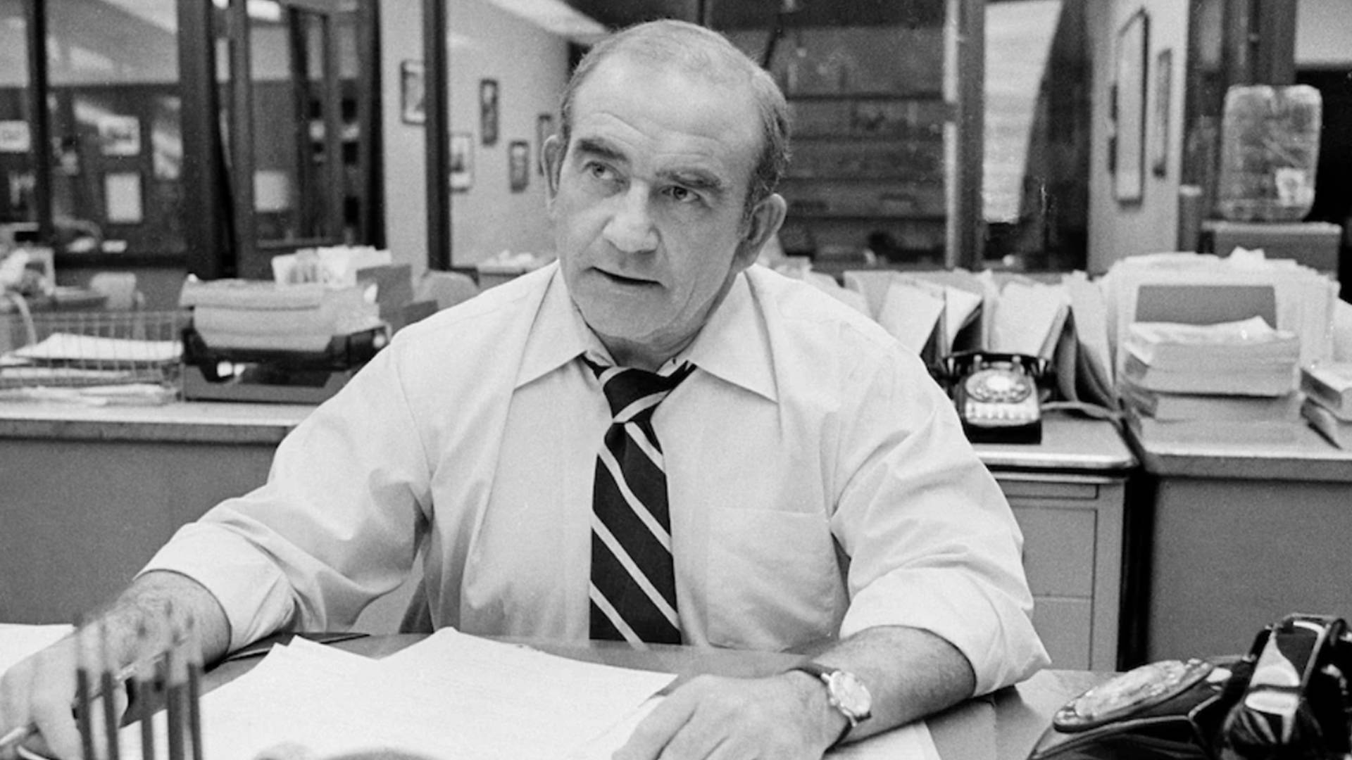 Edward Asner Black And White In Office Background