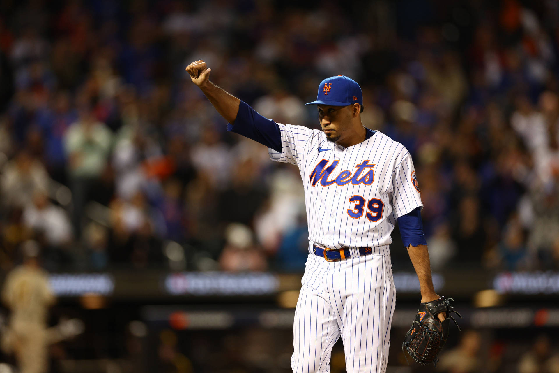 Edwin Diaz Fist Up Background