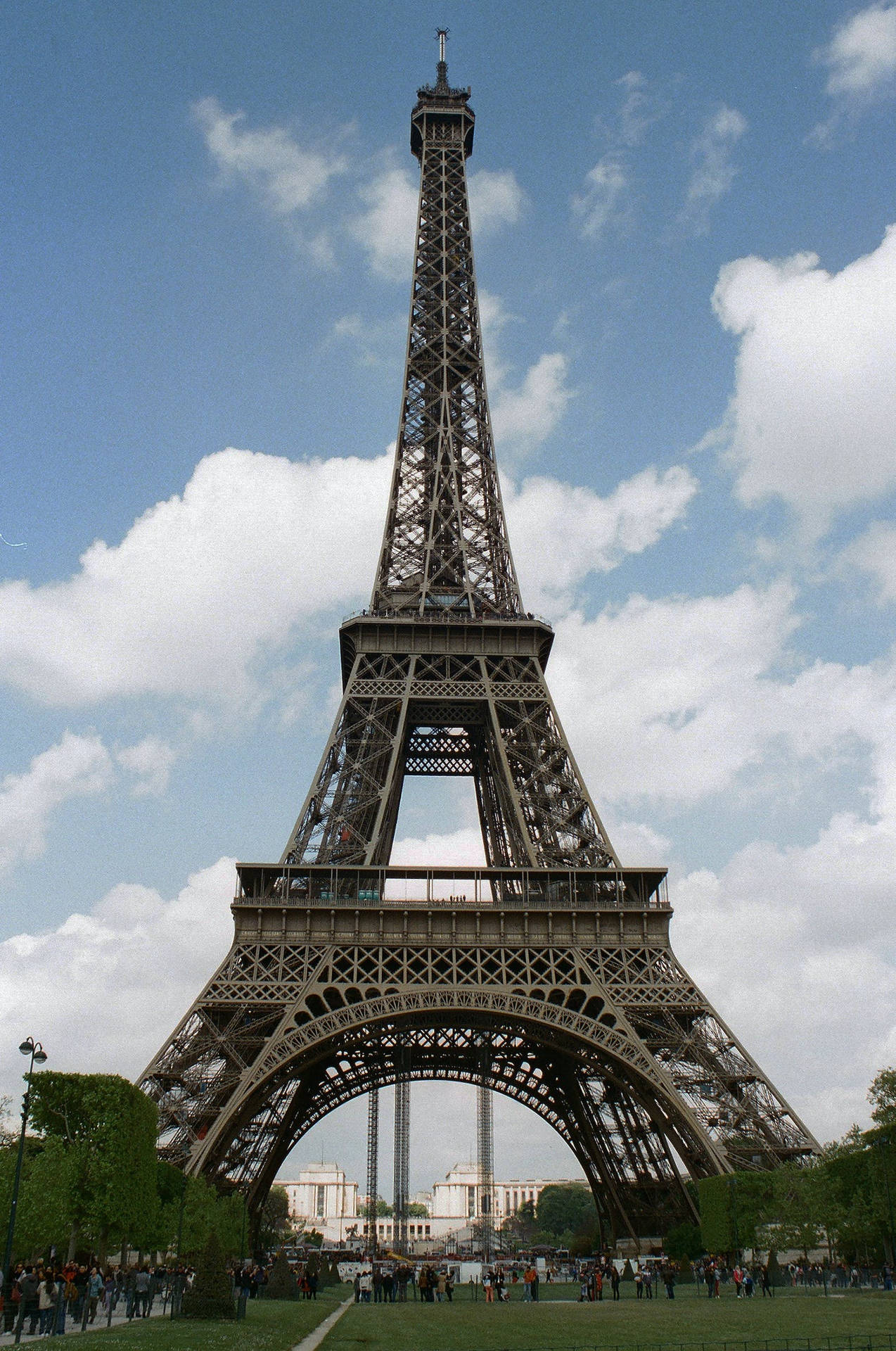 Eiffel Tower In Paris France Iphone Background