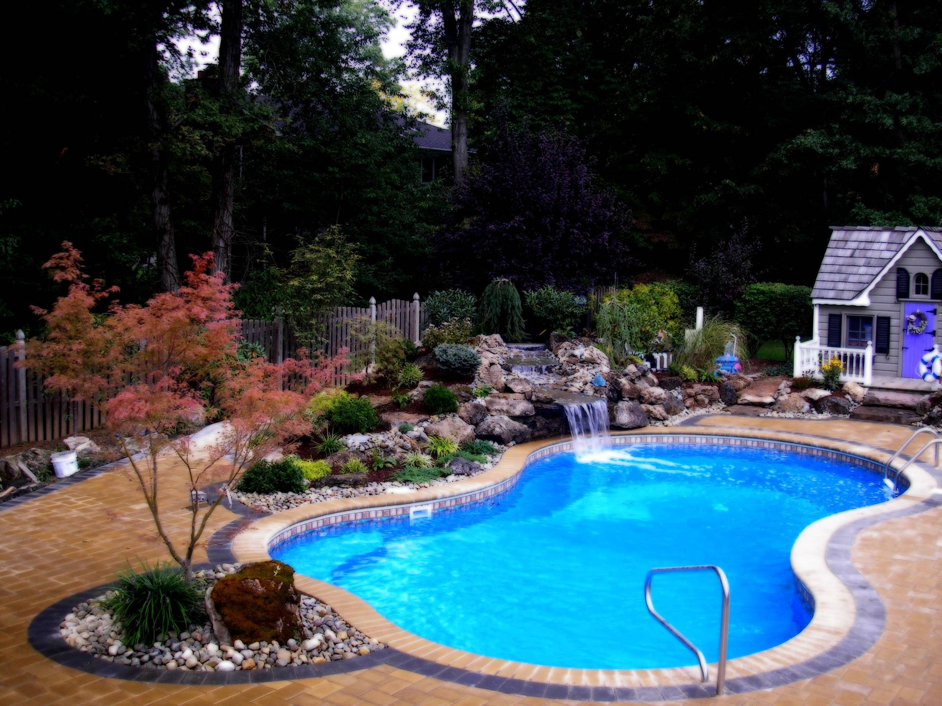 Eight-shaped Swimming Pool Background