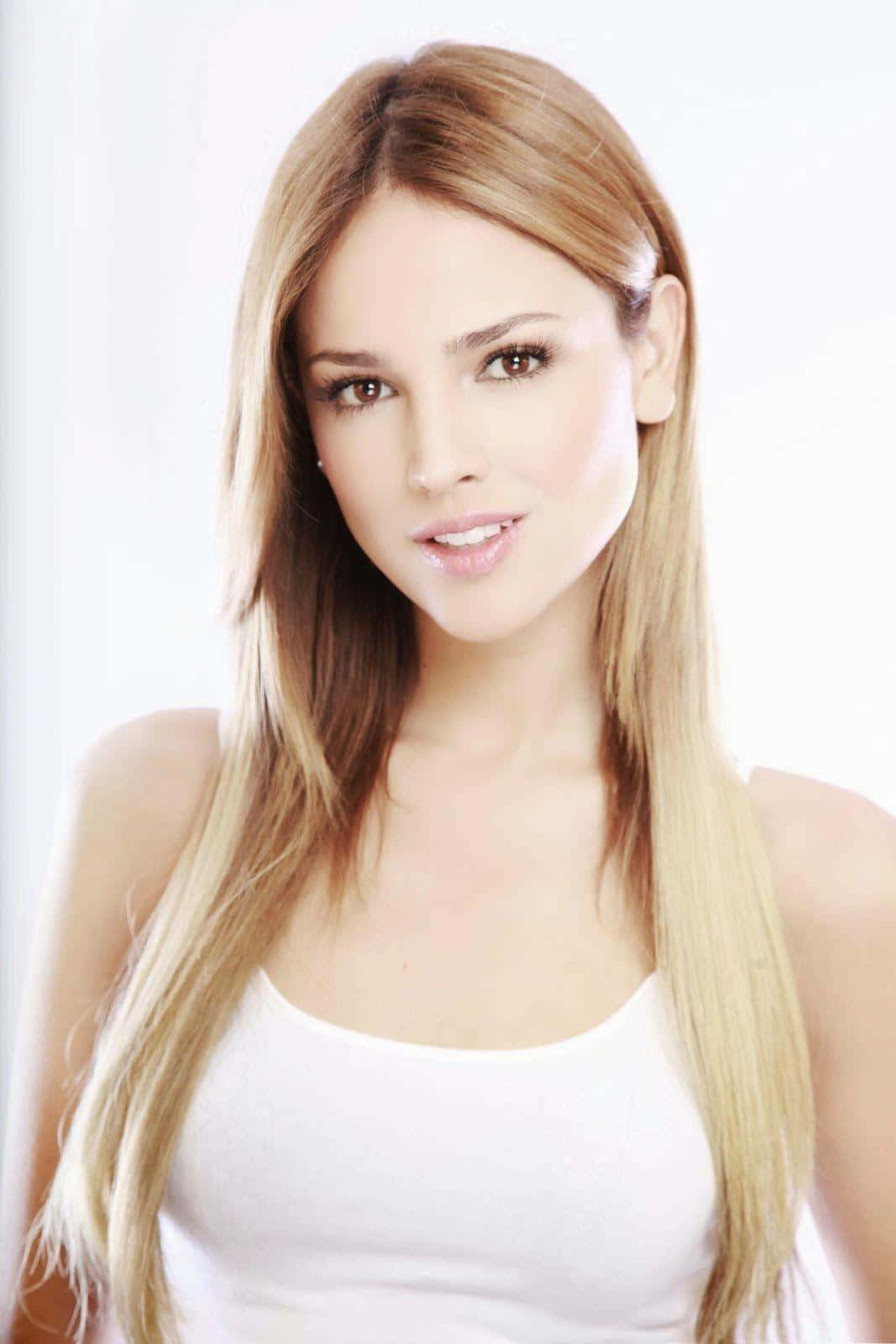 Eiza Gonzalez White Tank Top Portrait Background