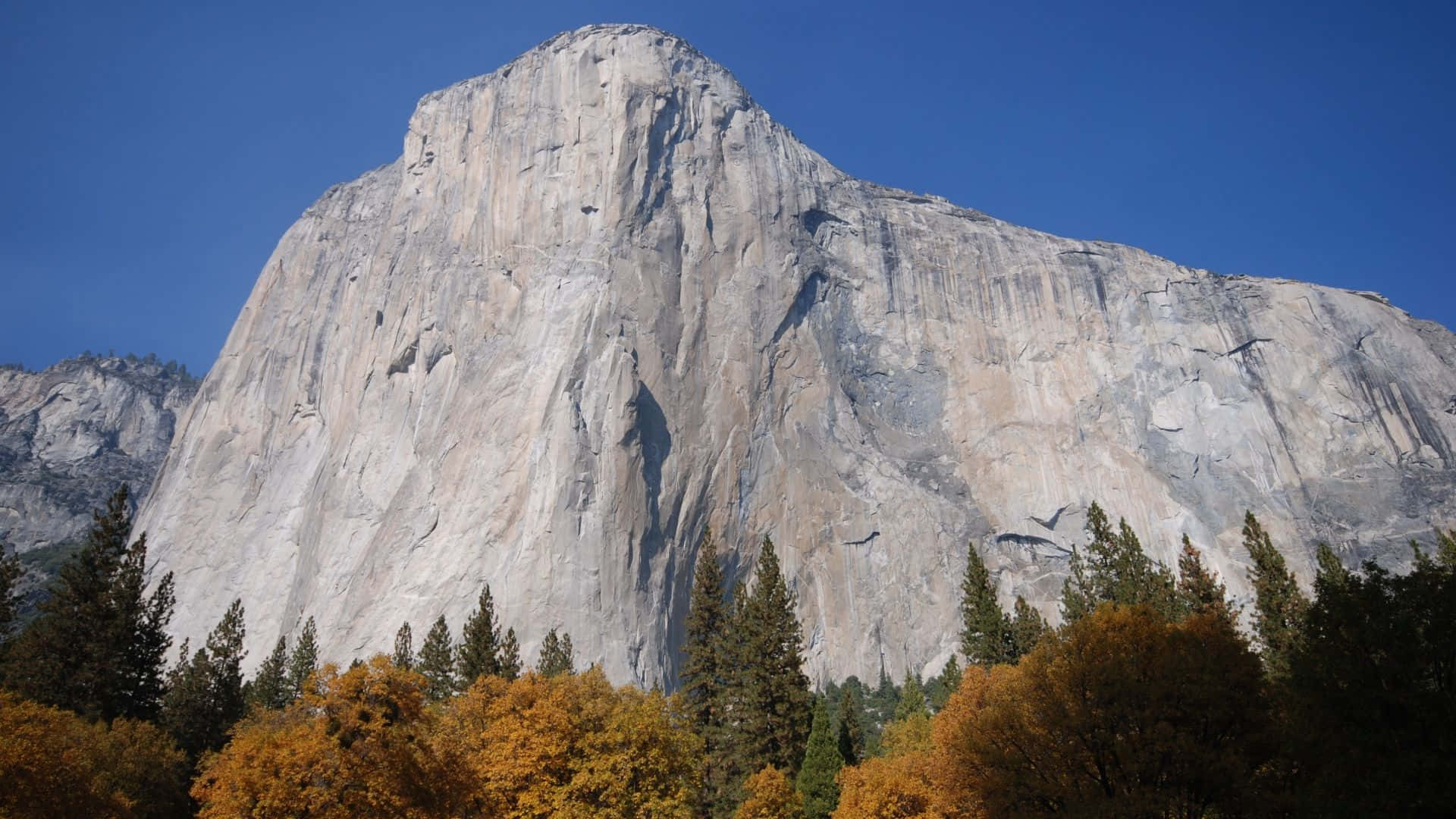 El Capitan Rocky Cliff Background