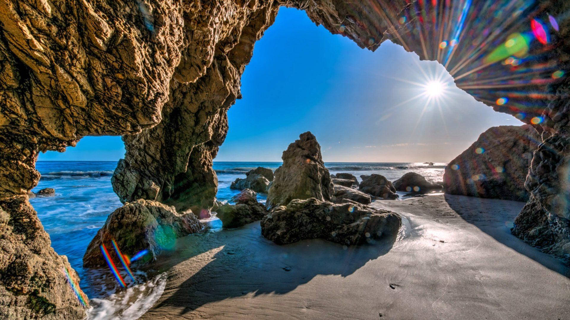 El Matador Malibu Beach Cave Background