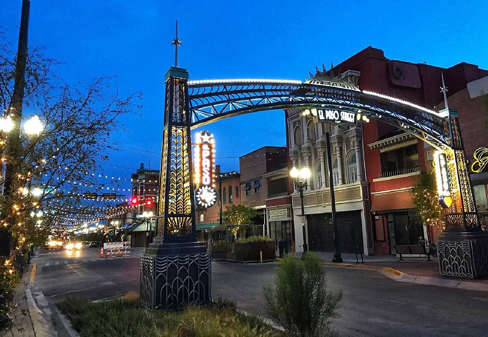 El Paso At Night Background