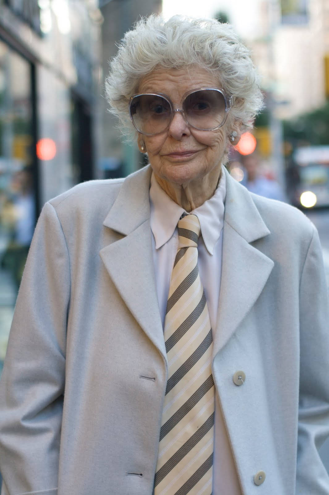 Elaine Stritch Broadway Acting Legend Background