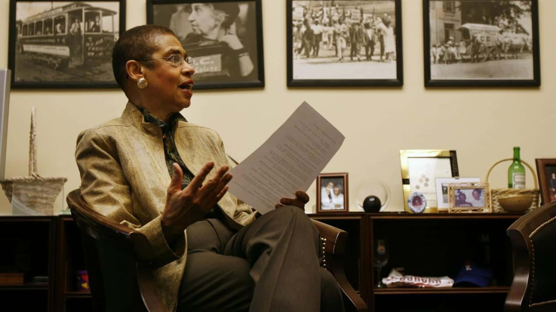 Eleanor Holmes Norton In Her Official Office Background