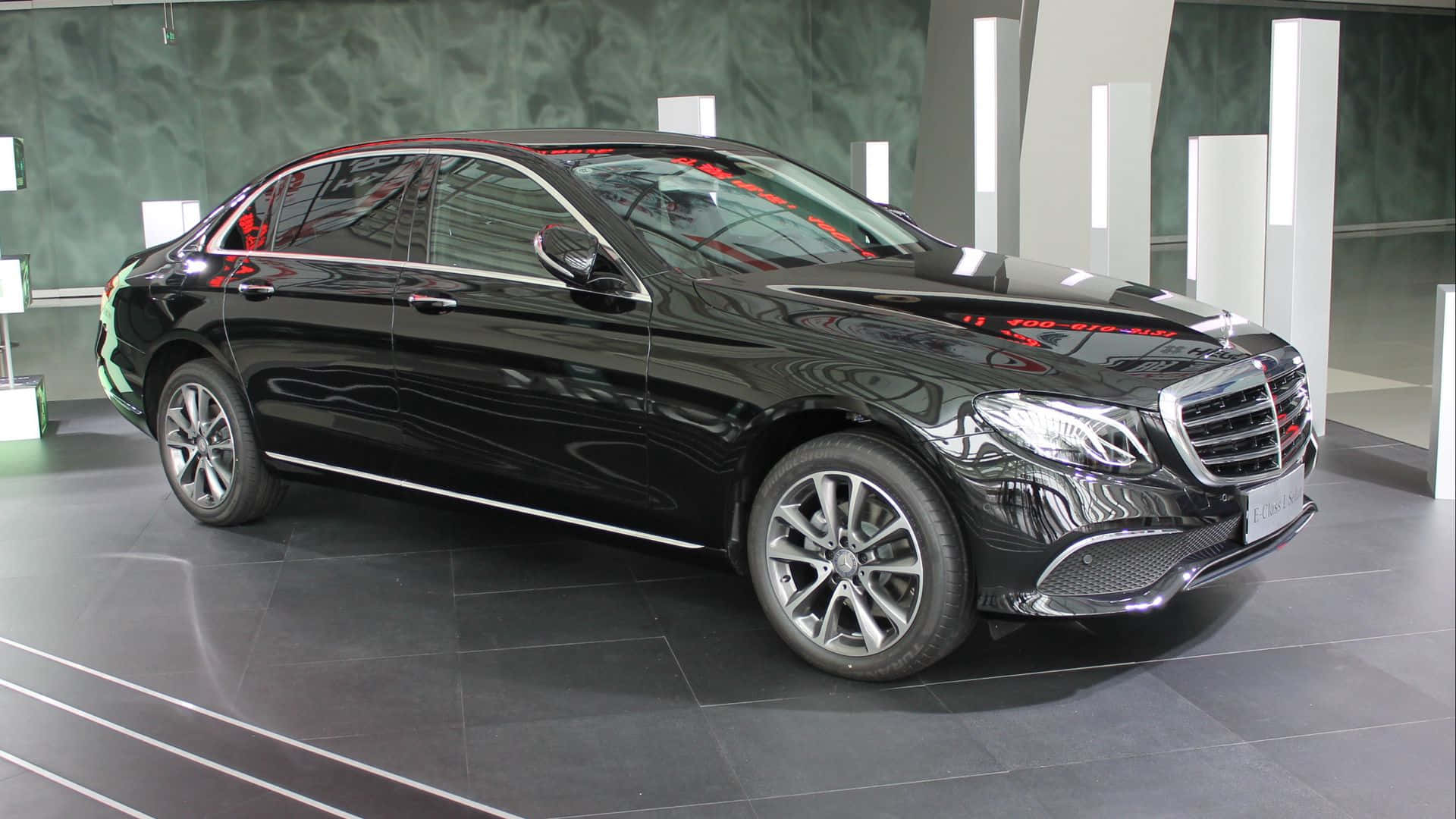 Elegance On Wheels - Mercedes Benz Car Background