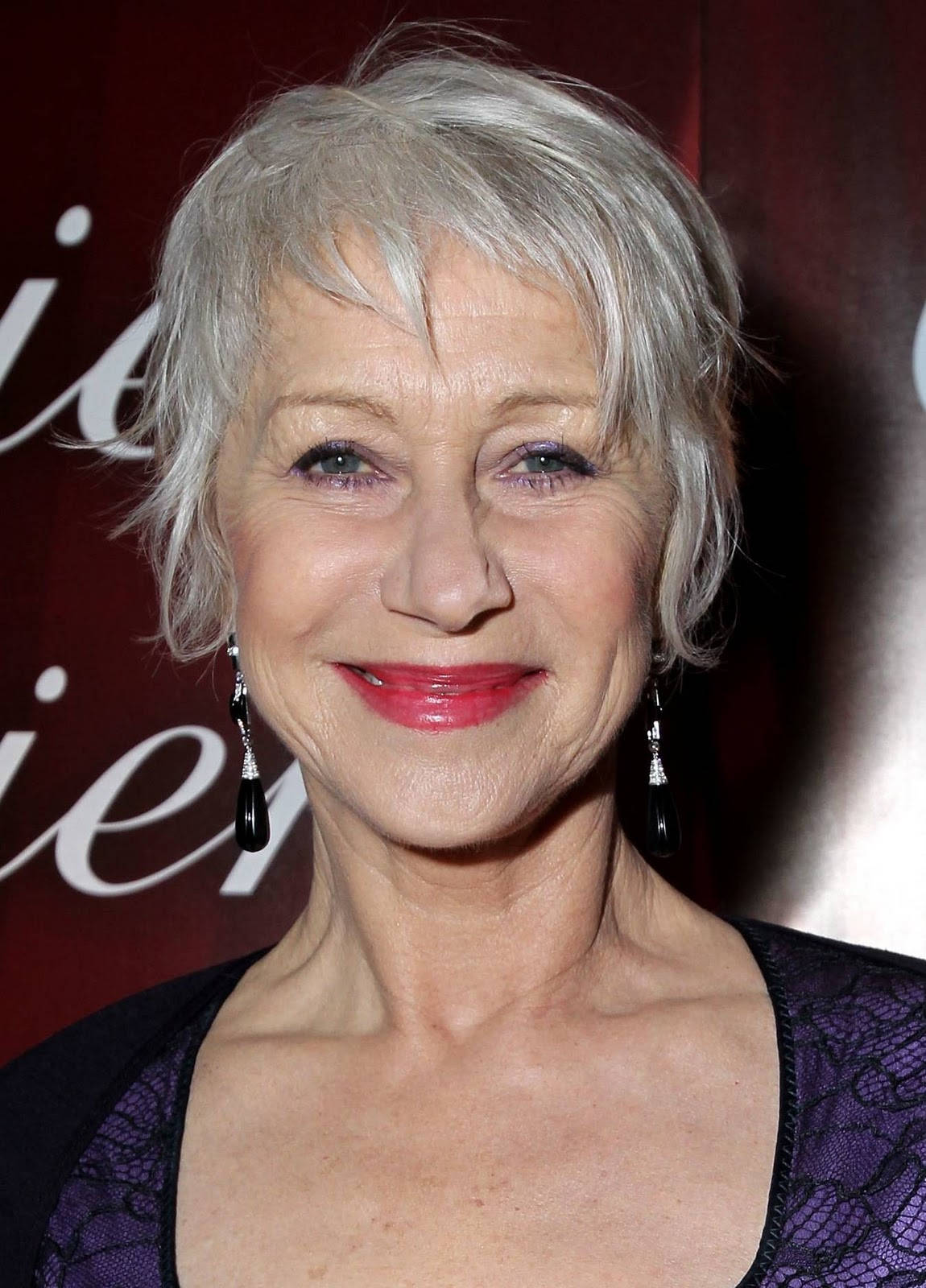 Elegant Helen Mirren Sporting A Silver Hairstyle