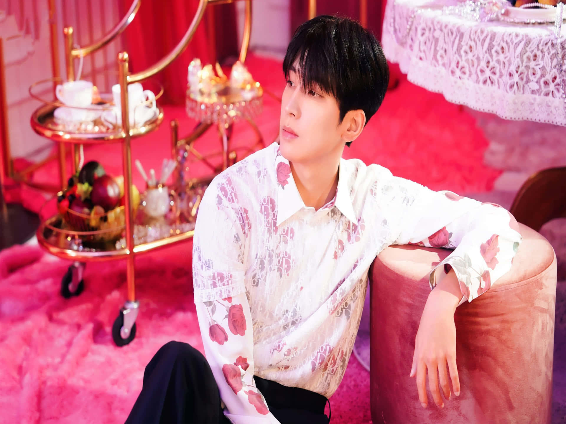 Elegant Manin Floral Shirt