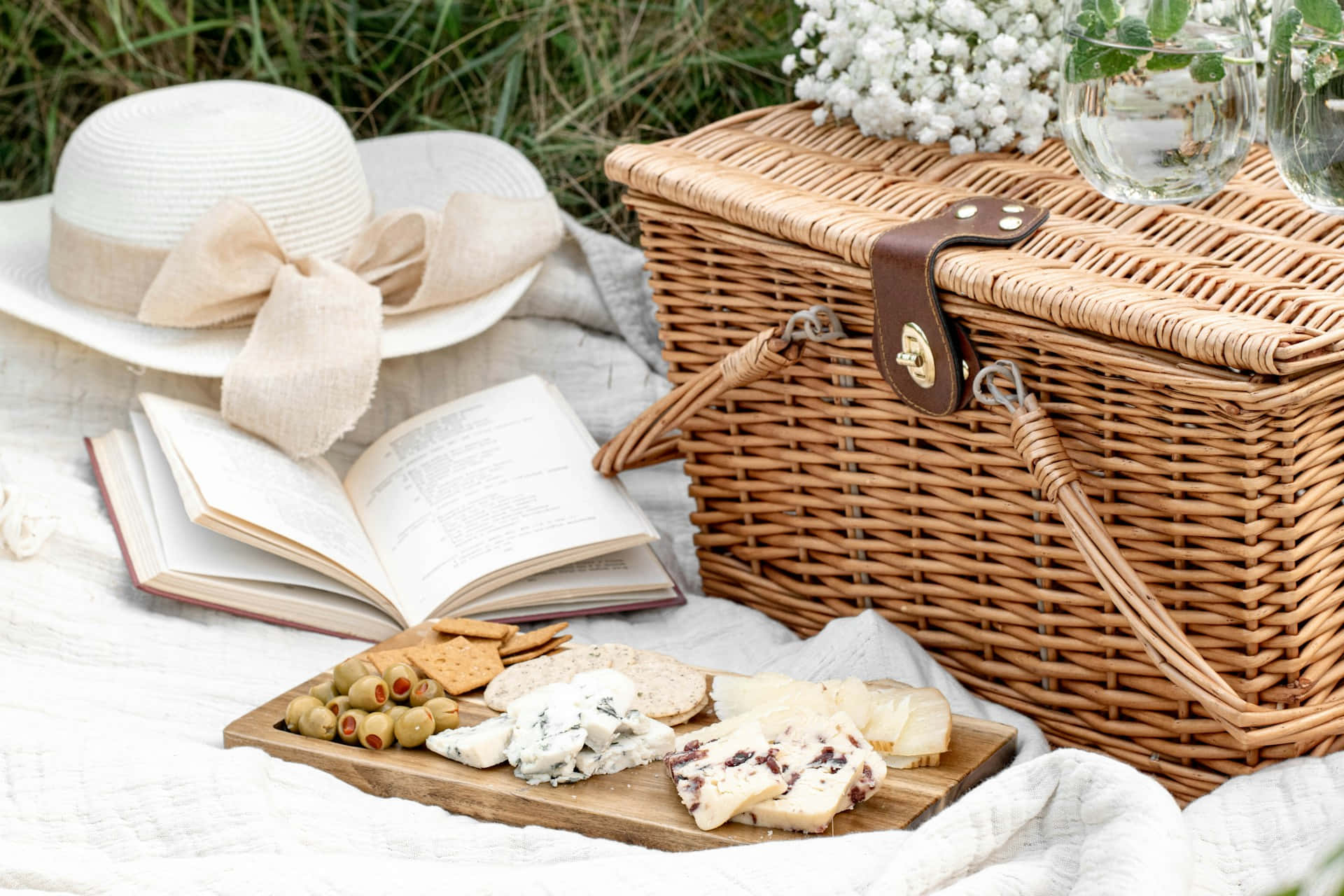 Elegant Picnic Setup Summer Day Background