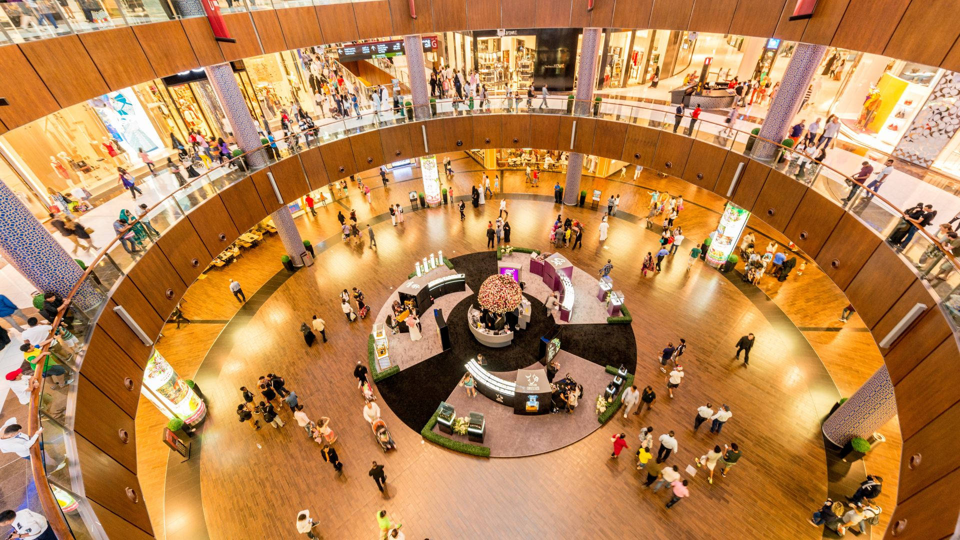 Elegant Shopping Venue At Dubai Mall