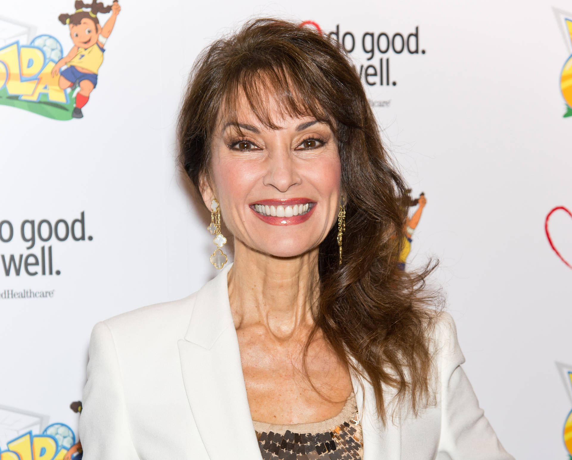 Elegant Susan Lucci Dazzles In White Dress