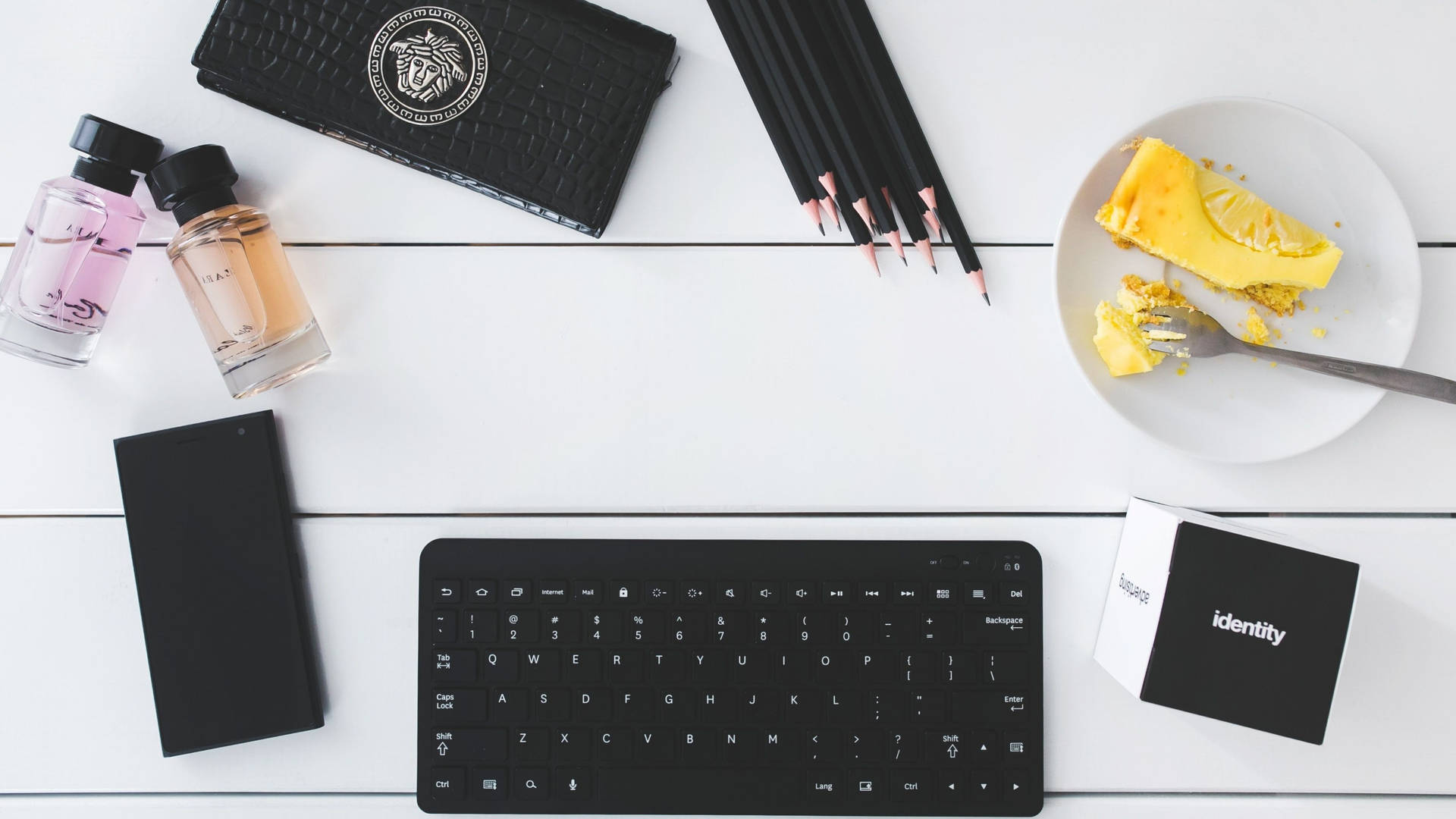 Elegant White Wooden Office Desk