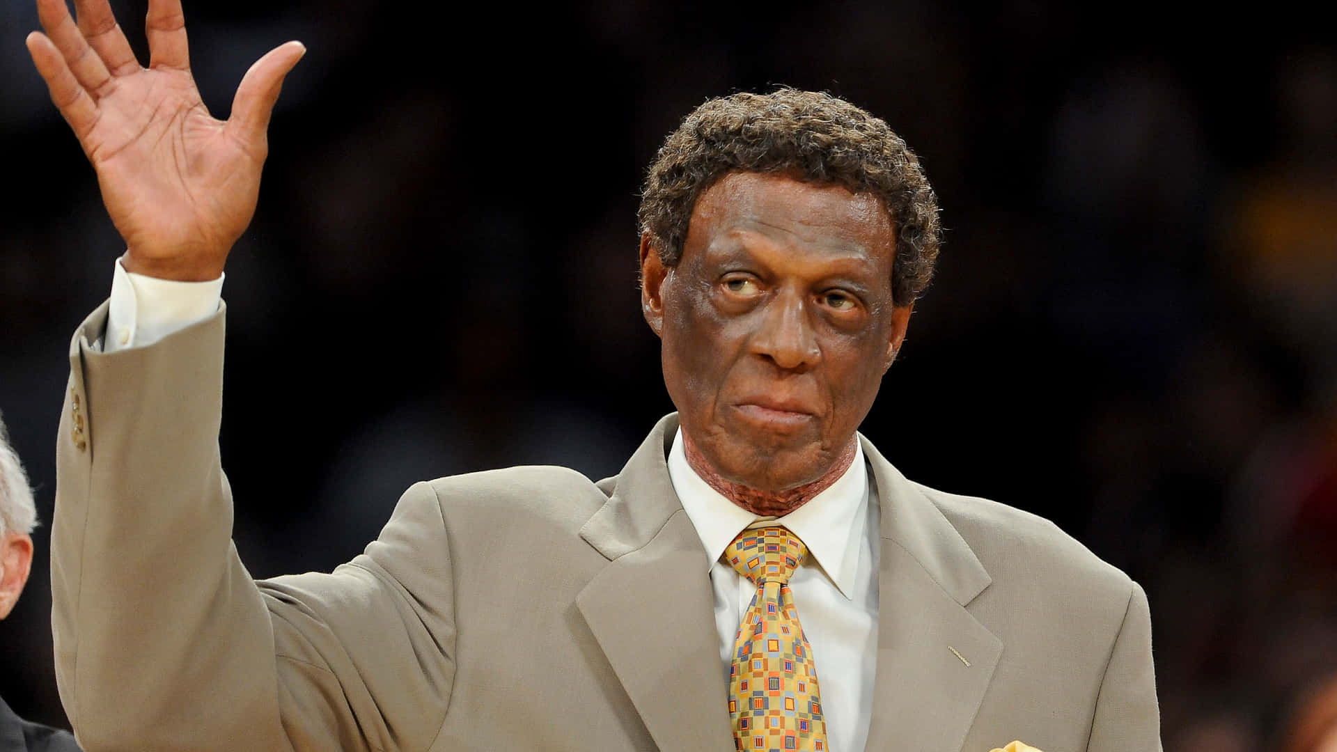 Elgin Baylor Raise Situation Break Background