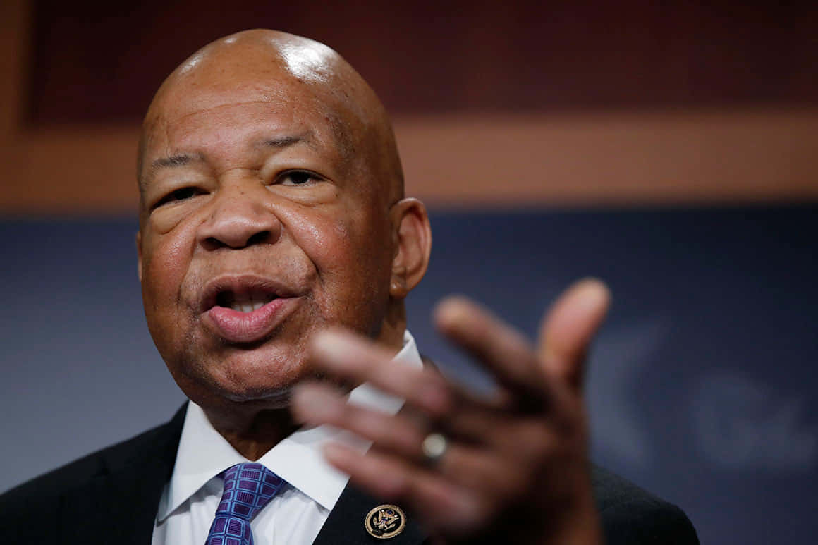 Elijah Cummings Passionately Speaking At An Event Background
