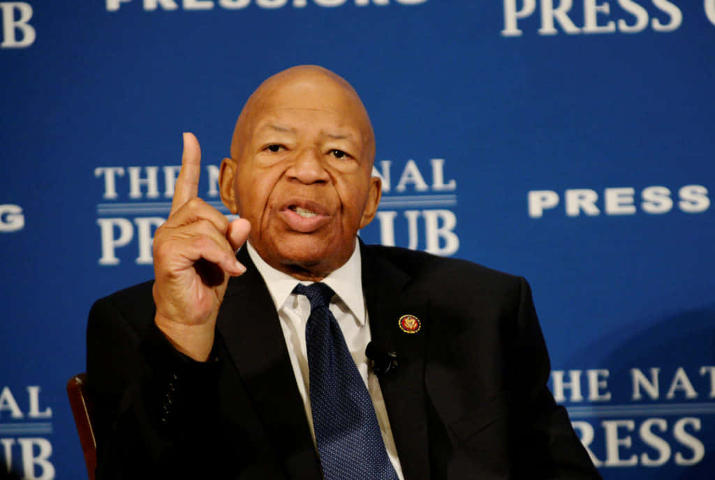 Elijah Cummings Points Up