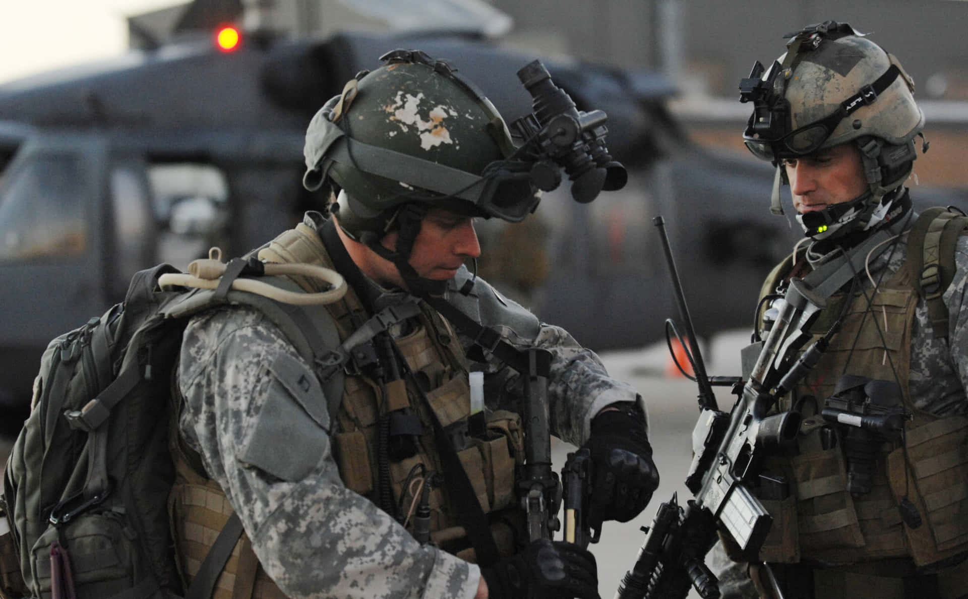 Elite Special Forces Soldiers Prepare For Mission Background