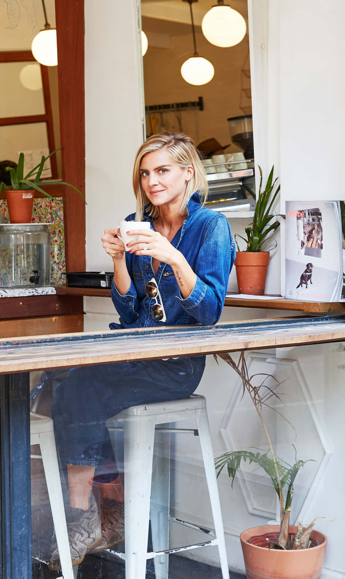 Eliza Coupe Dazzling In A Glamorous Photoshoot