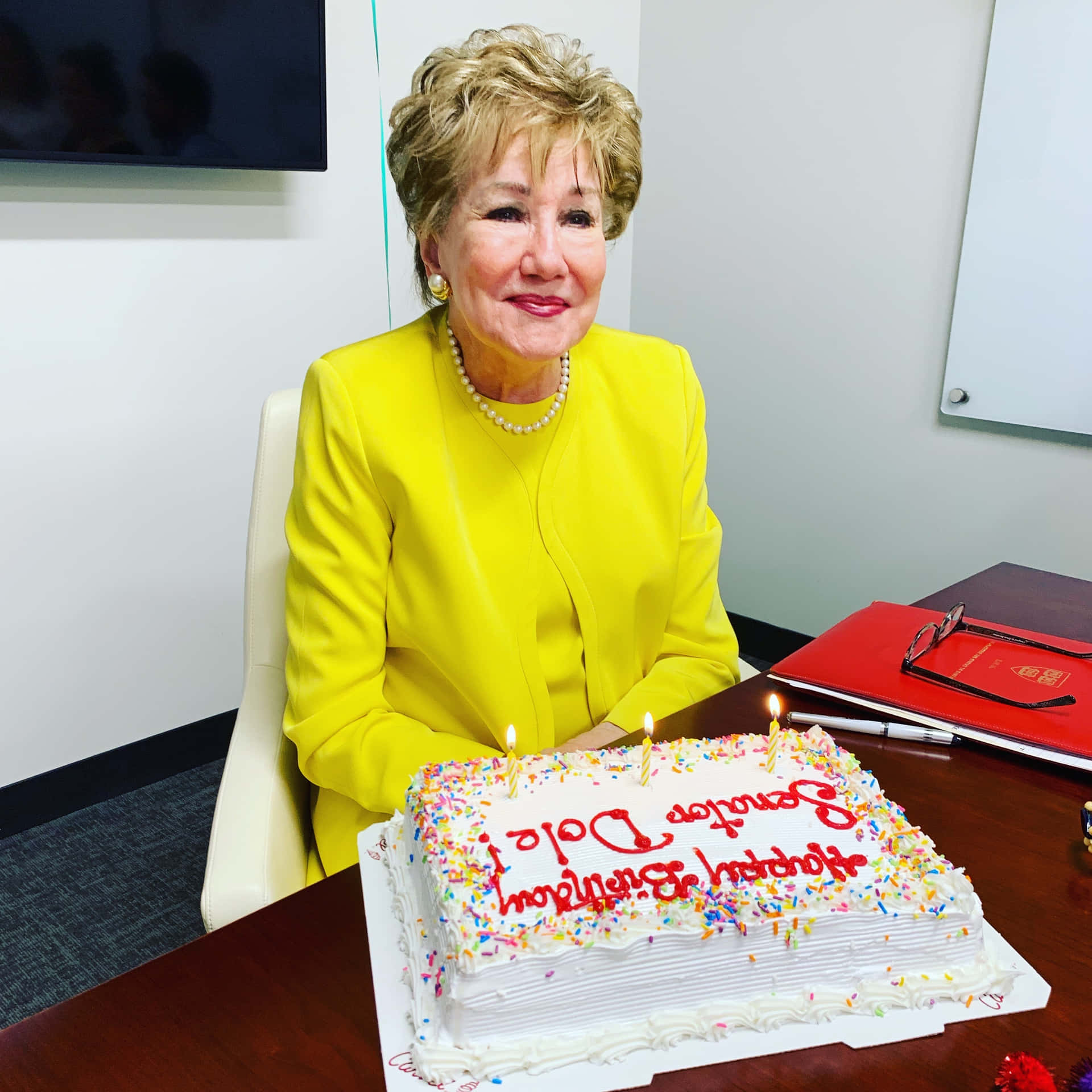 Elizabeth Dole With Birthday Cake Background