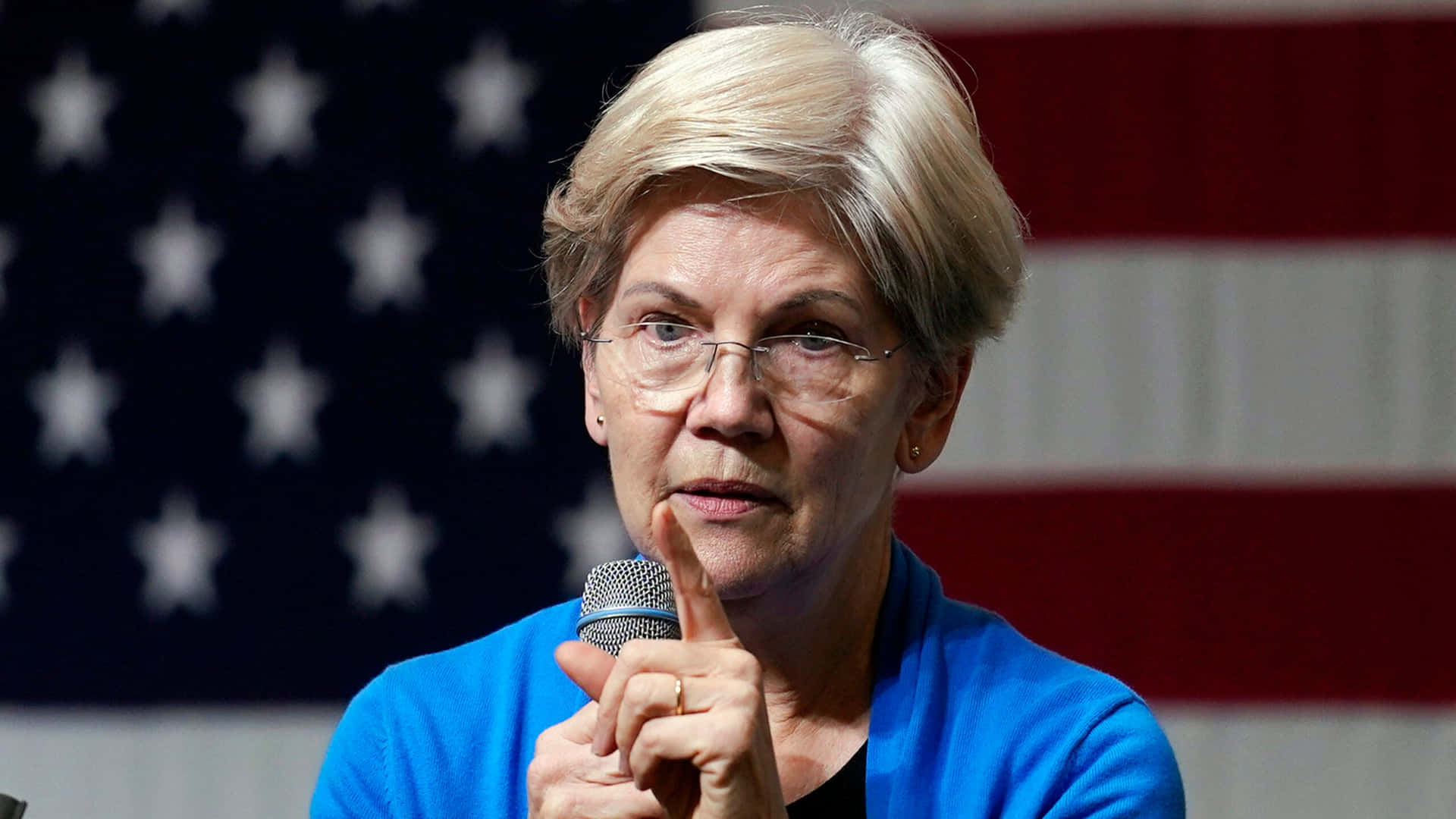 Elizabeth Warren Engaged With Her Audience Background