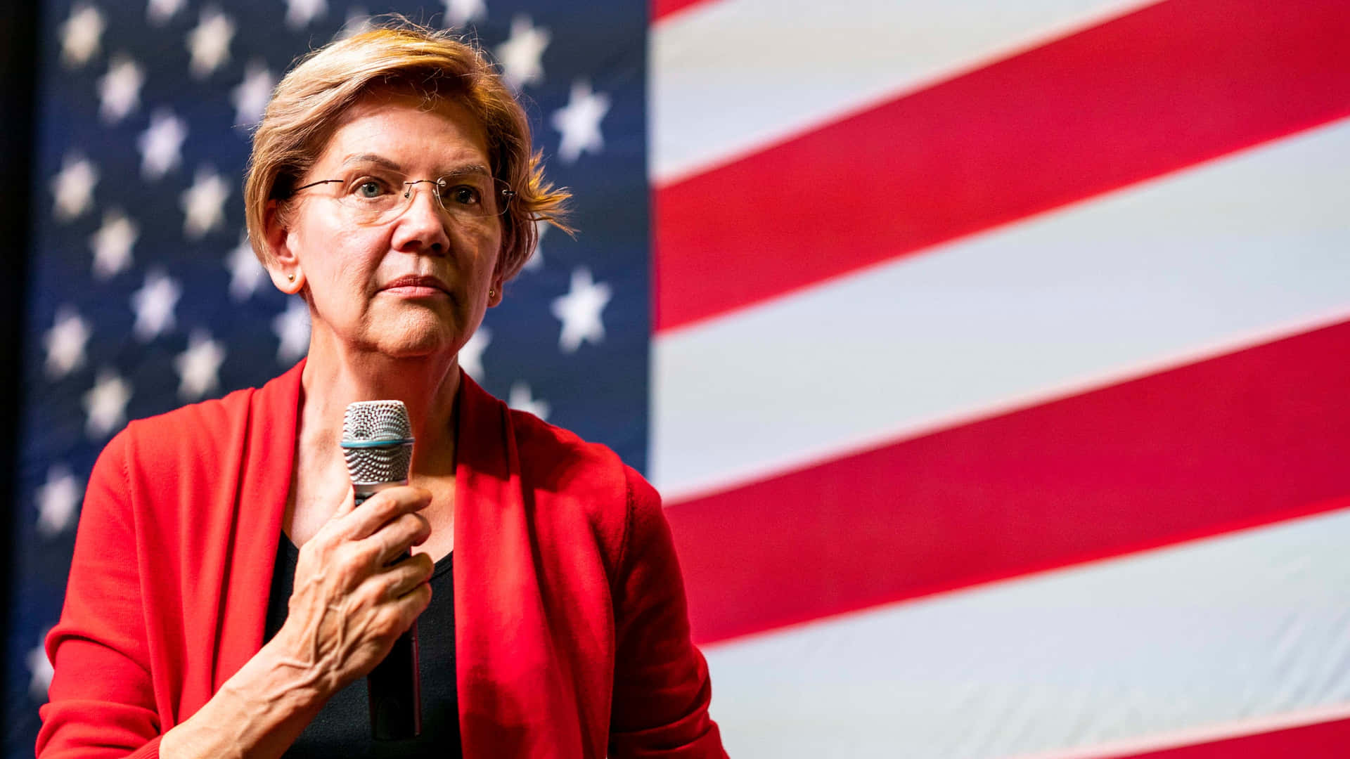 Elizabeth Warren Engaging With Her Constituents During A Campaign Event Background