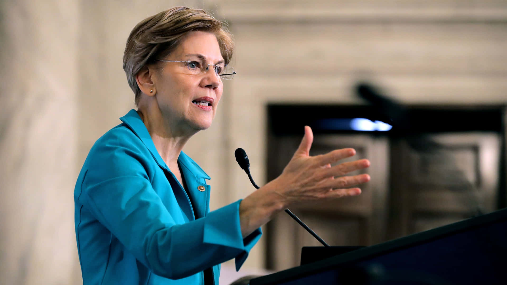 Elizabeth Warren With Press In Senate Background