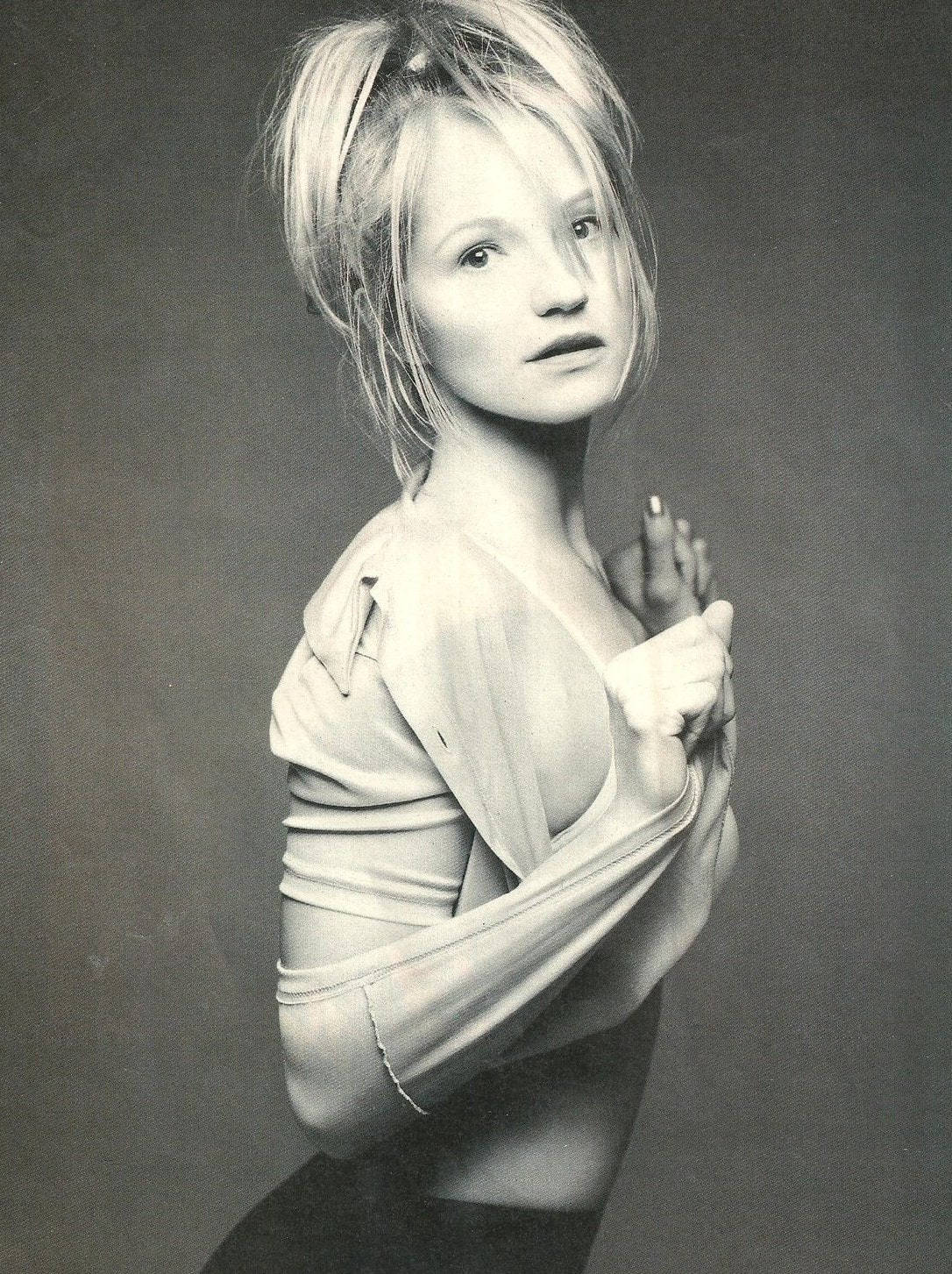 Ellen Barkin Young Black And White Background