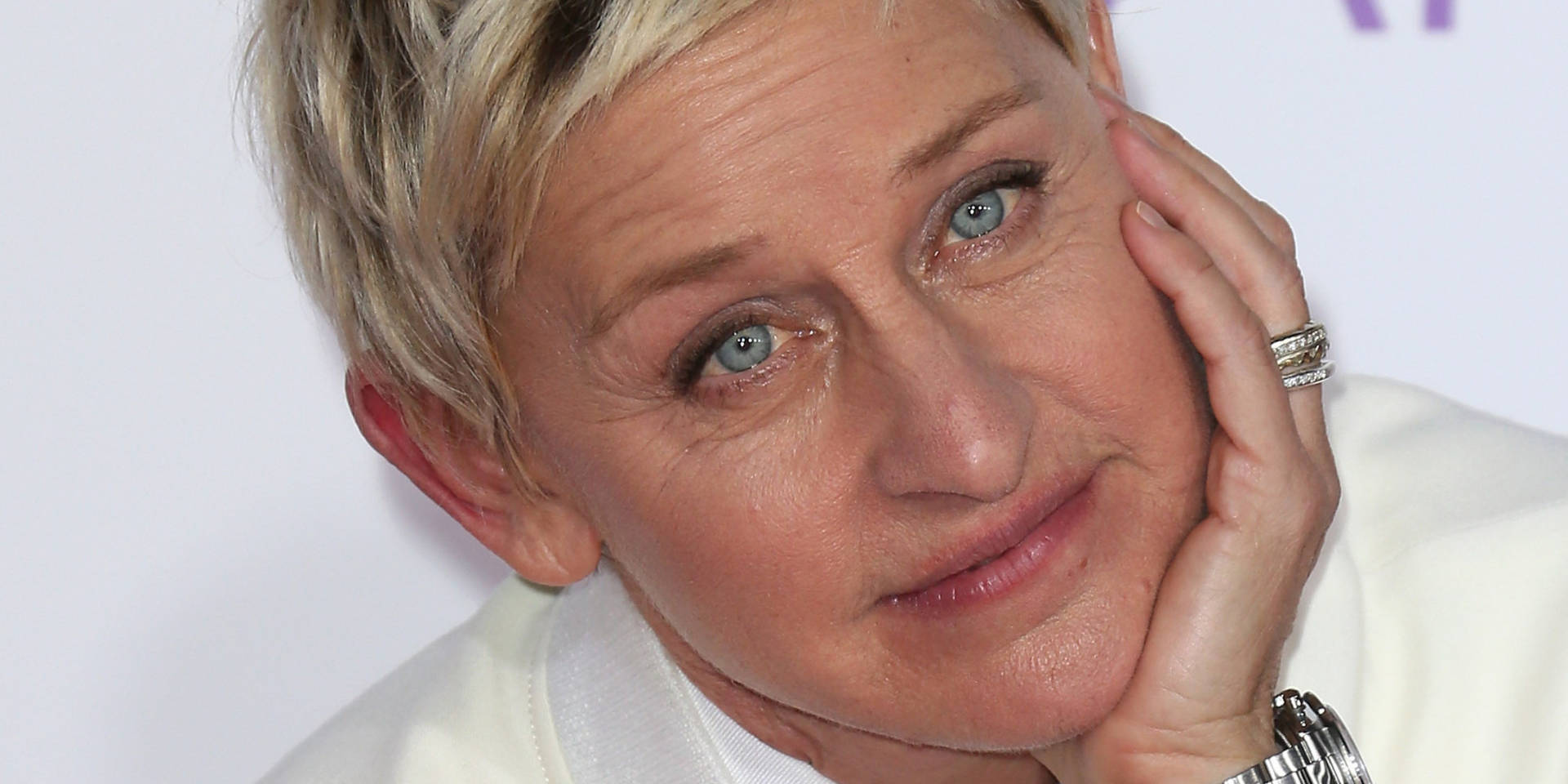 Ellen Degeneres Light Blue Eyes Background