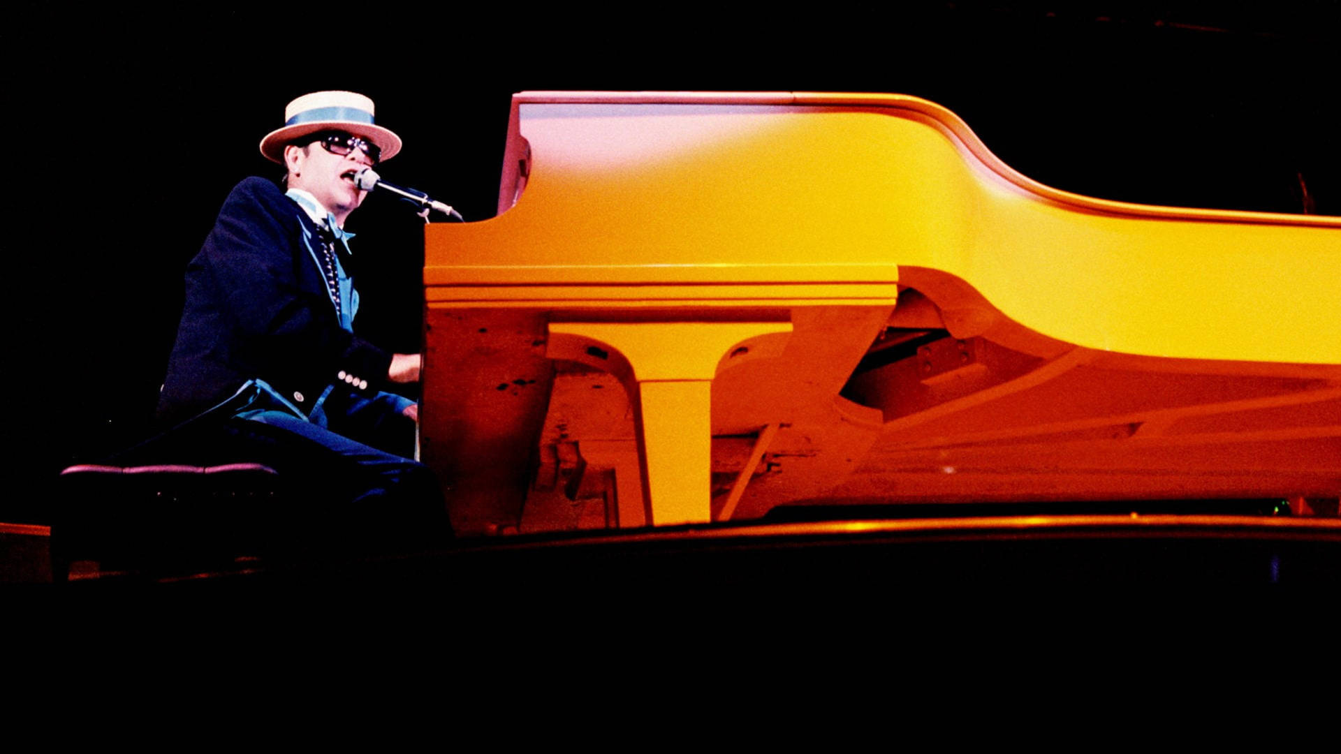 Elton John Gold Piano Concert Background