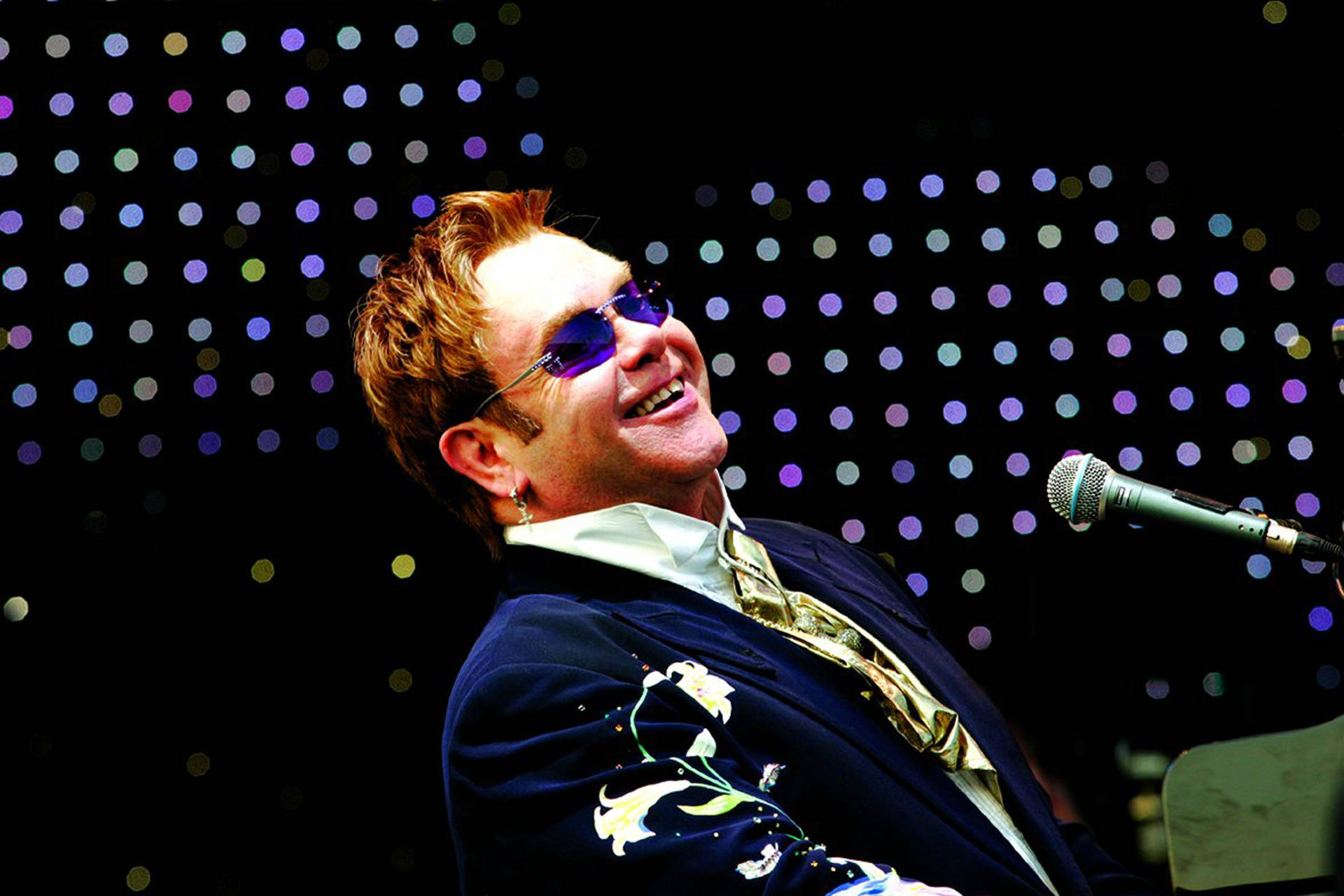 Elton John Happy Concert Smile Background