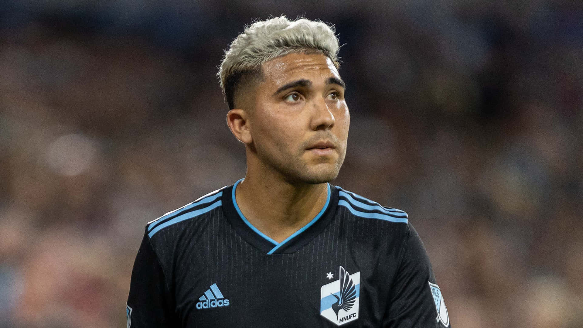 Emanuel Reynoso Minnesota United Fc Football Player Background