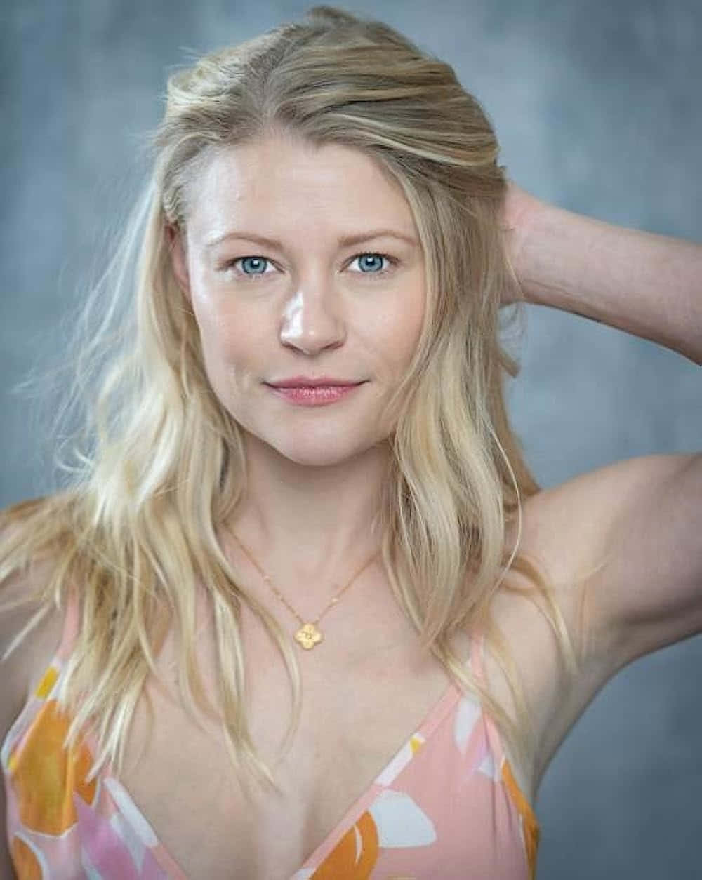 Emilie De Ravin Portrait