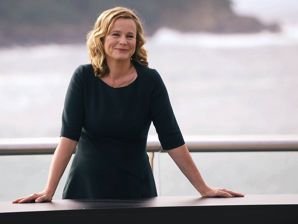 Emily Watson By The Pier Background